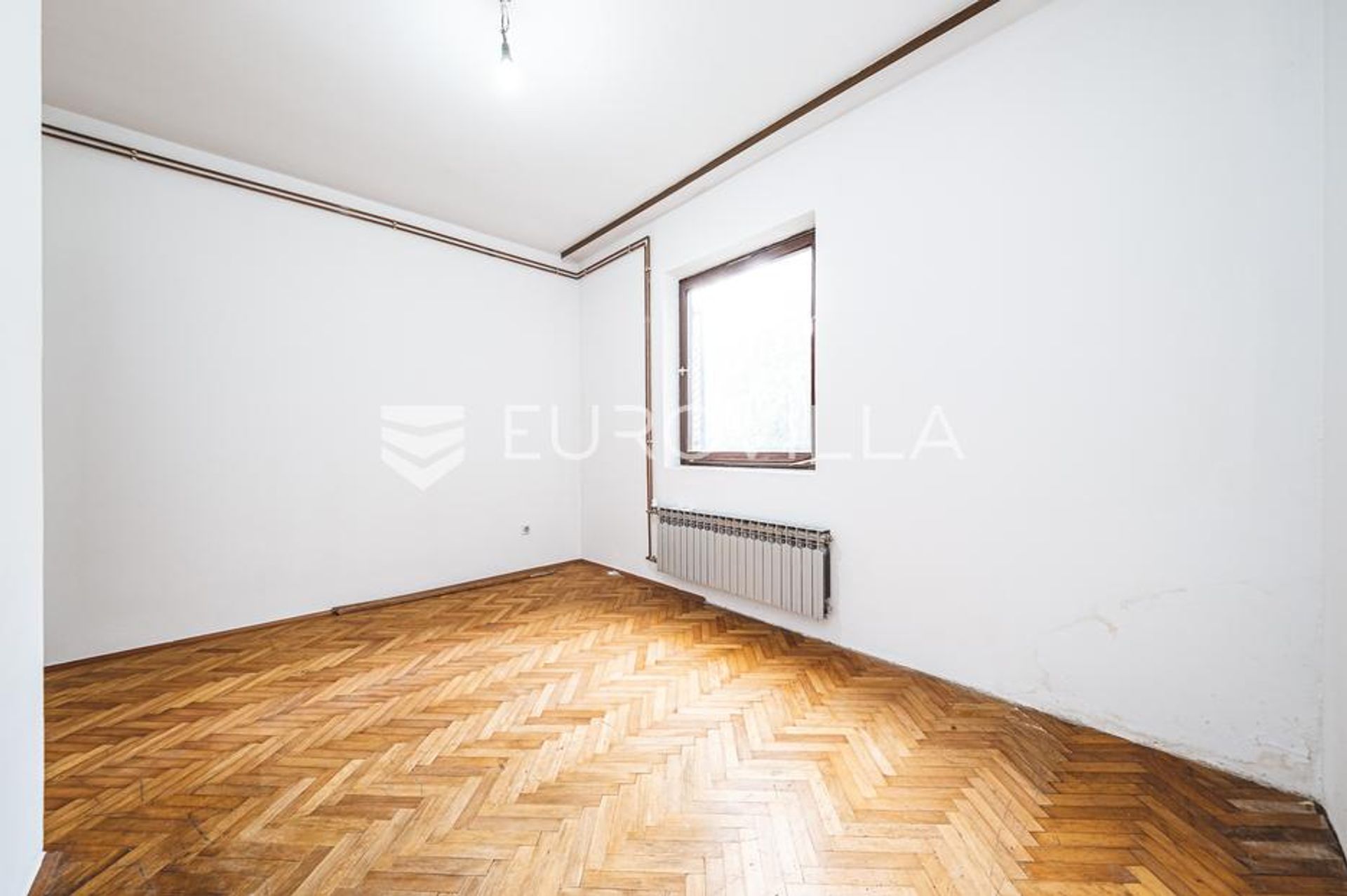 casa en Bijenik, Zagreb, Graduado 12779298