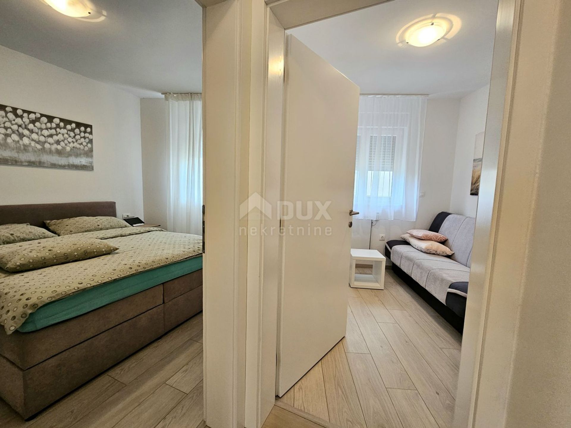 Condominium dans Pula, Istarska županija 12779371