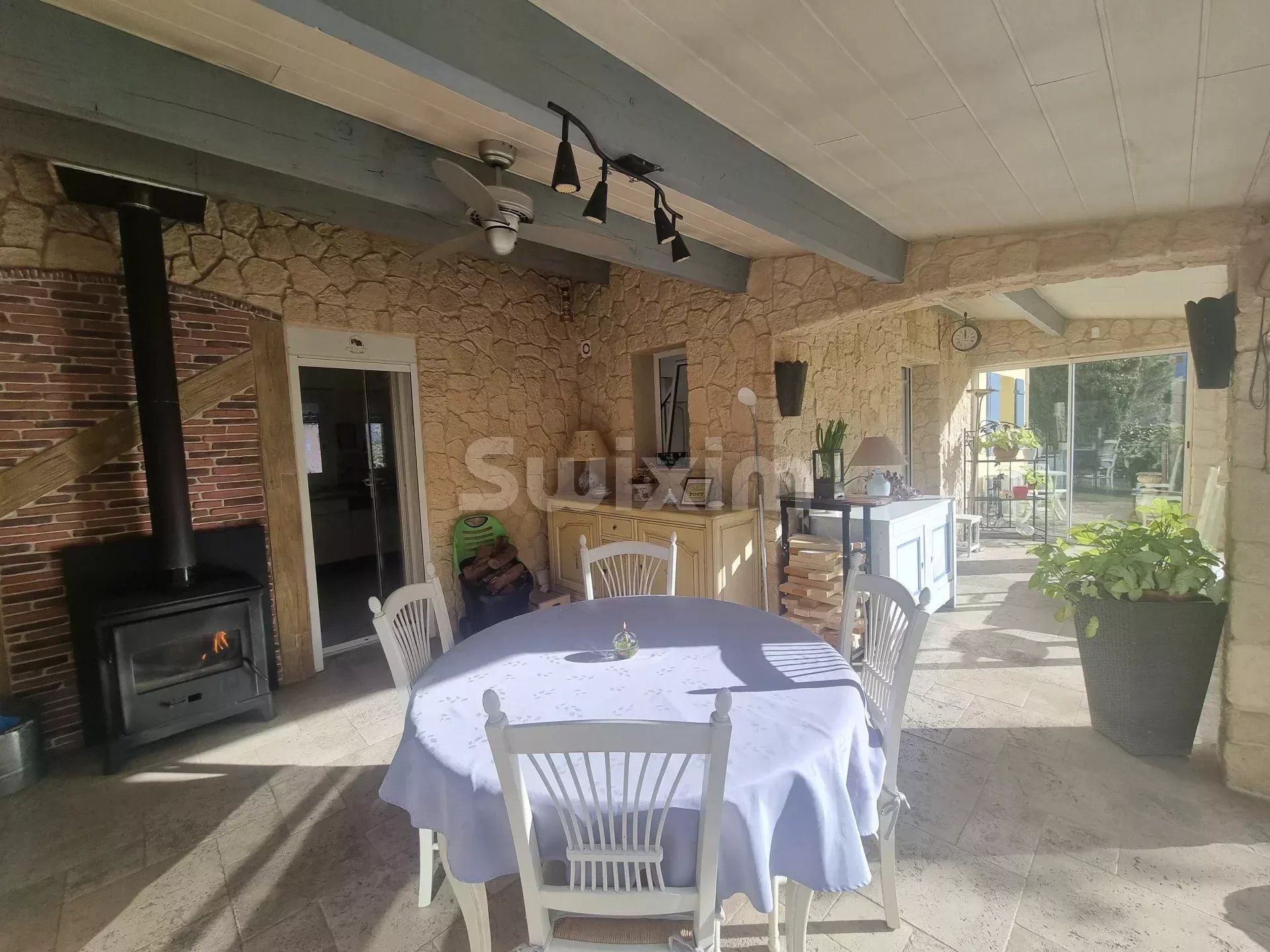 Casa nel Le Muy, Provence-Alpes-Cote d'Azur 12780135