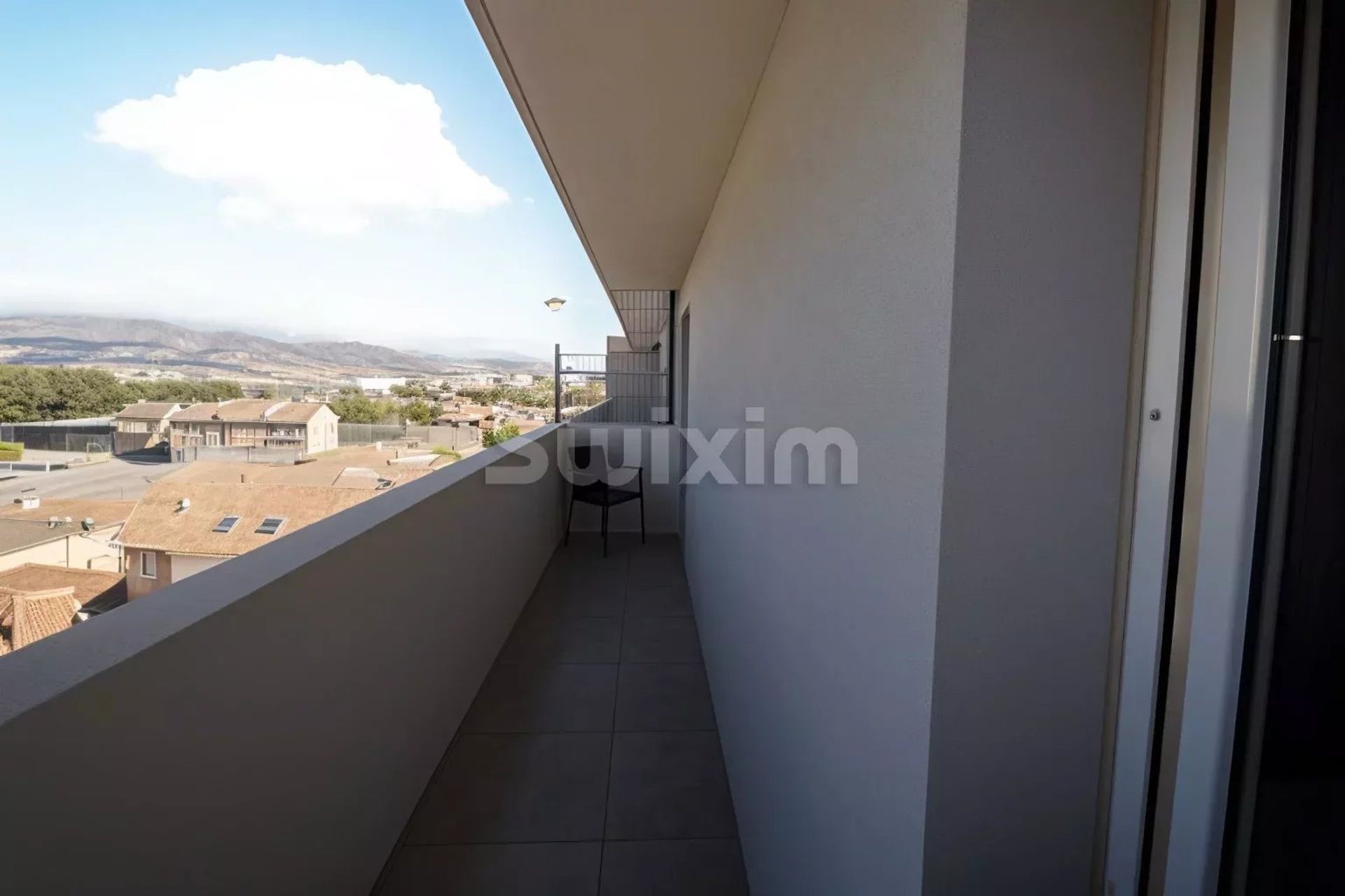 Condominium in Marseille 15ème, Bouches-du-Rhône 12780521