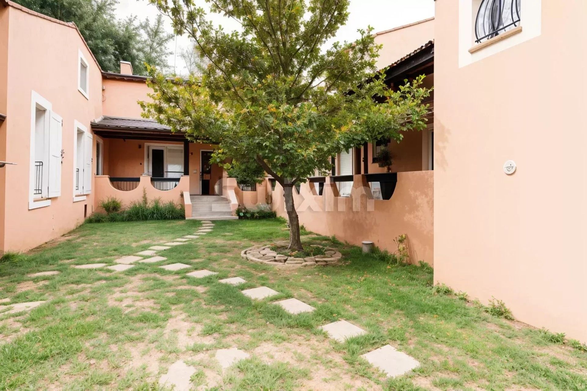 residencial no Aix-en-Provence, Bouches-du-Rhône 12780569