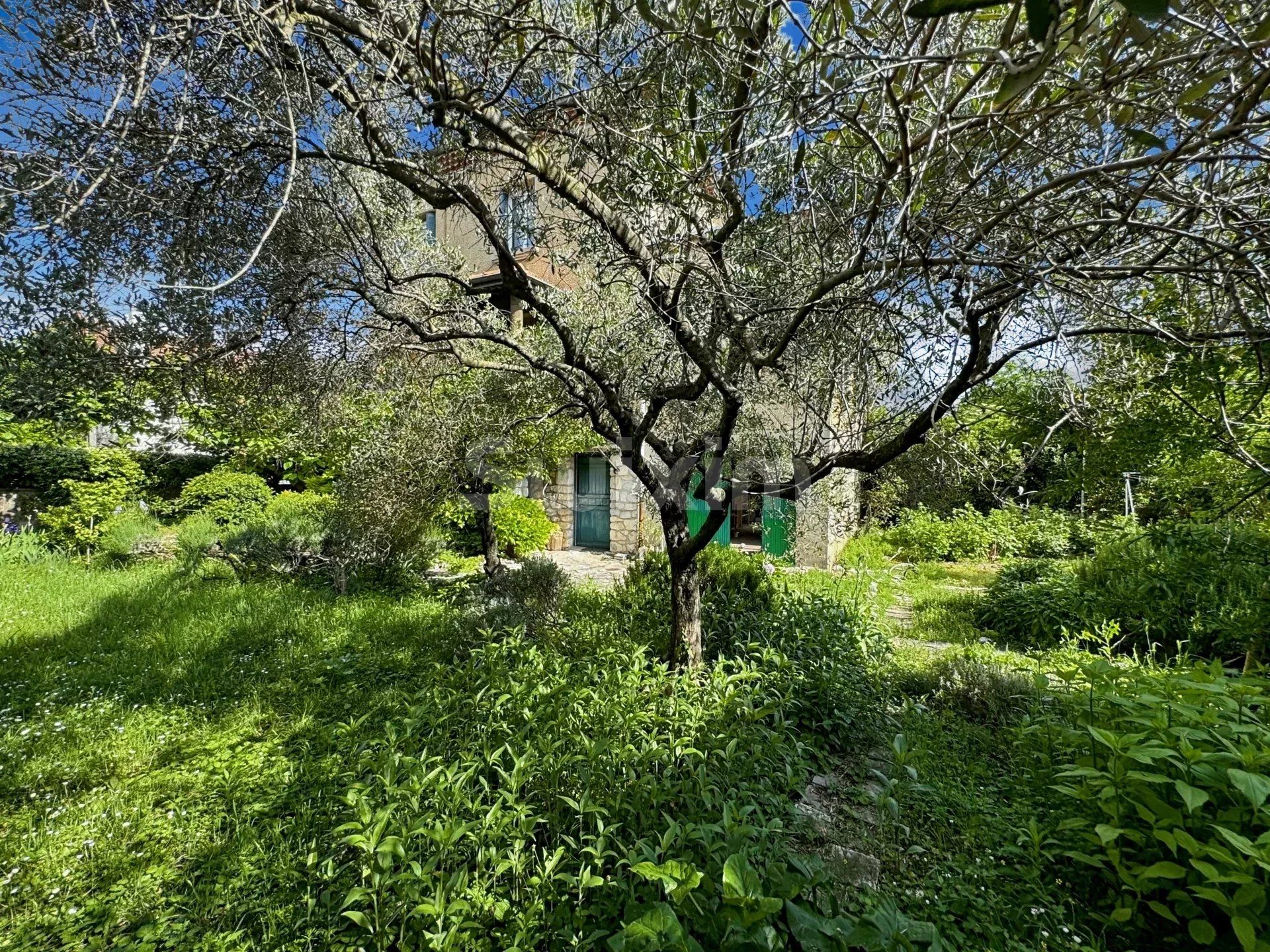 Hus i Montelimar, Auvergne-Rhône-Alpes 12780747