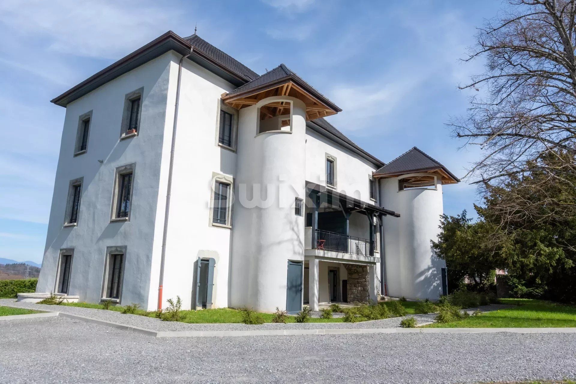 Condominium in Thonon-les-Bains, Auvergne-Rhone-Alpes 12780822