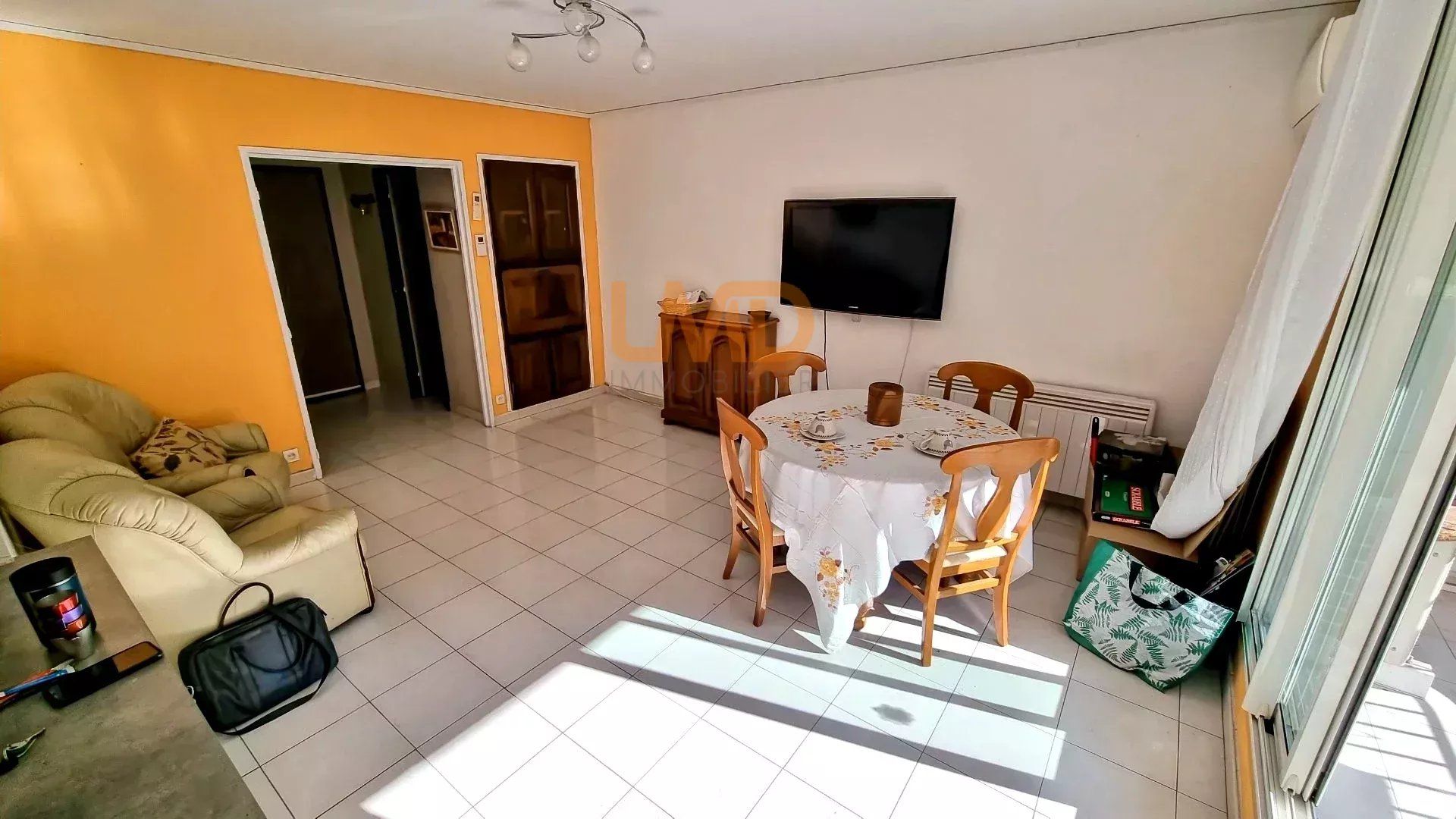 Osakehuoneisto sisään Draguignan, Provence-Alpes-Cote d'Azur 12780980