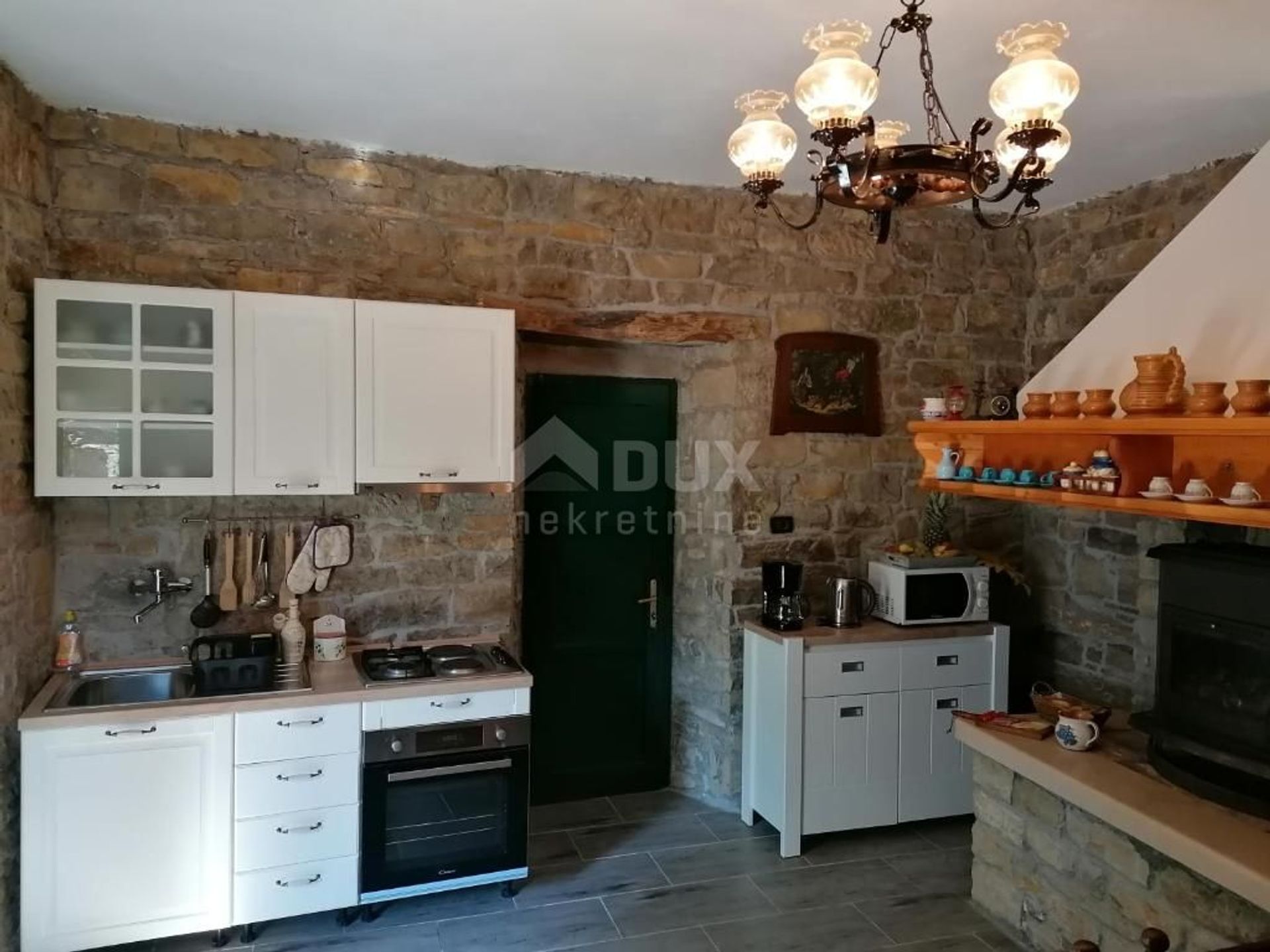 casa en Buzet, Istria County 12781150