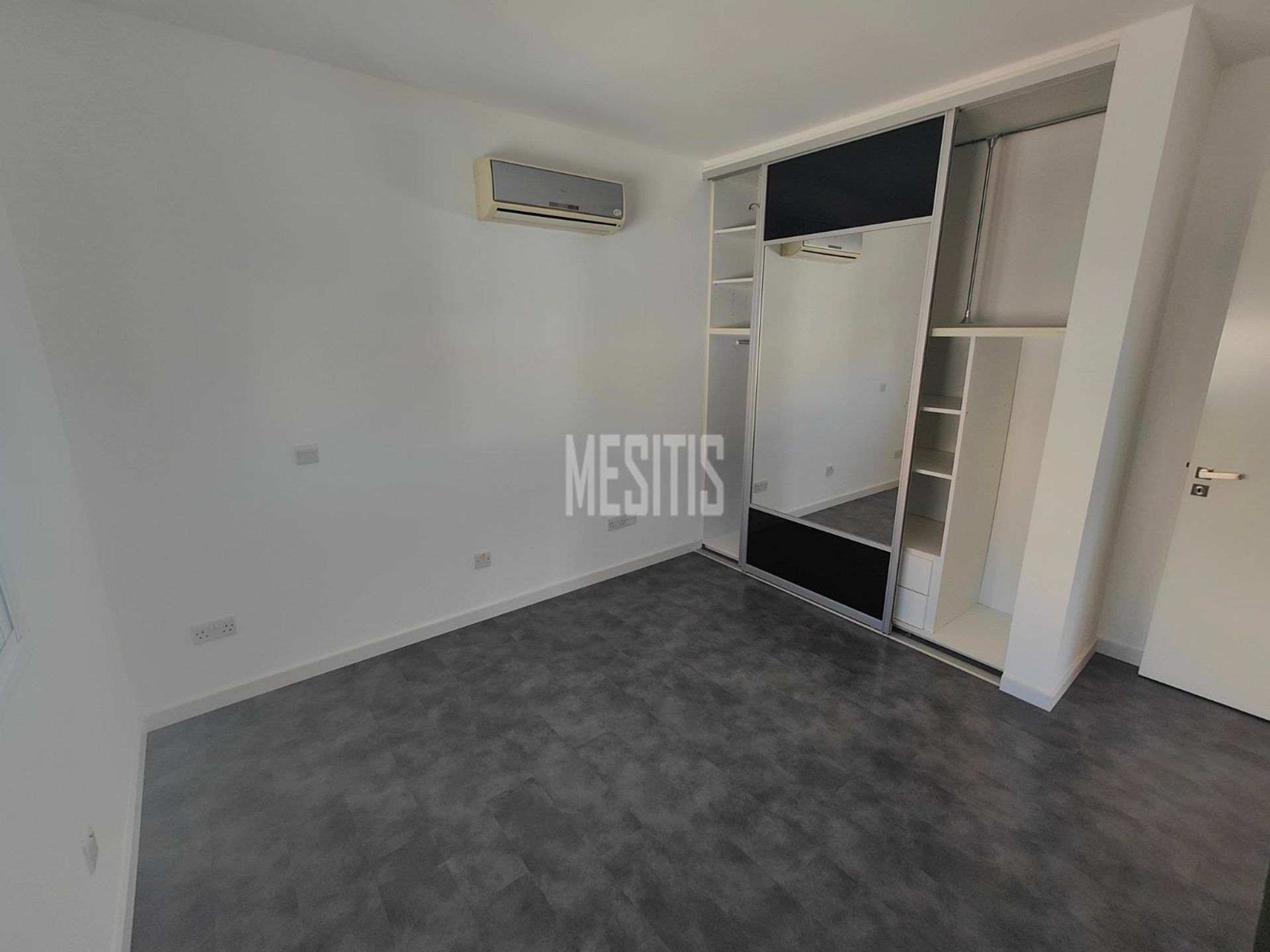 Condominio nel Lakatamia, Nicosia 12781253