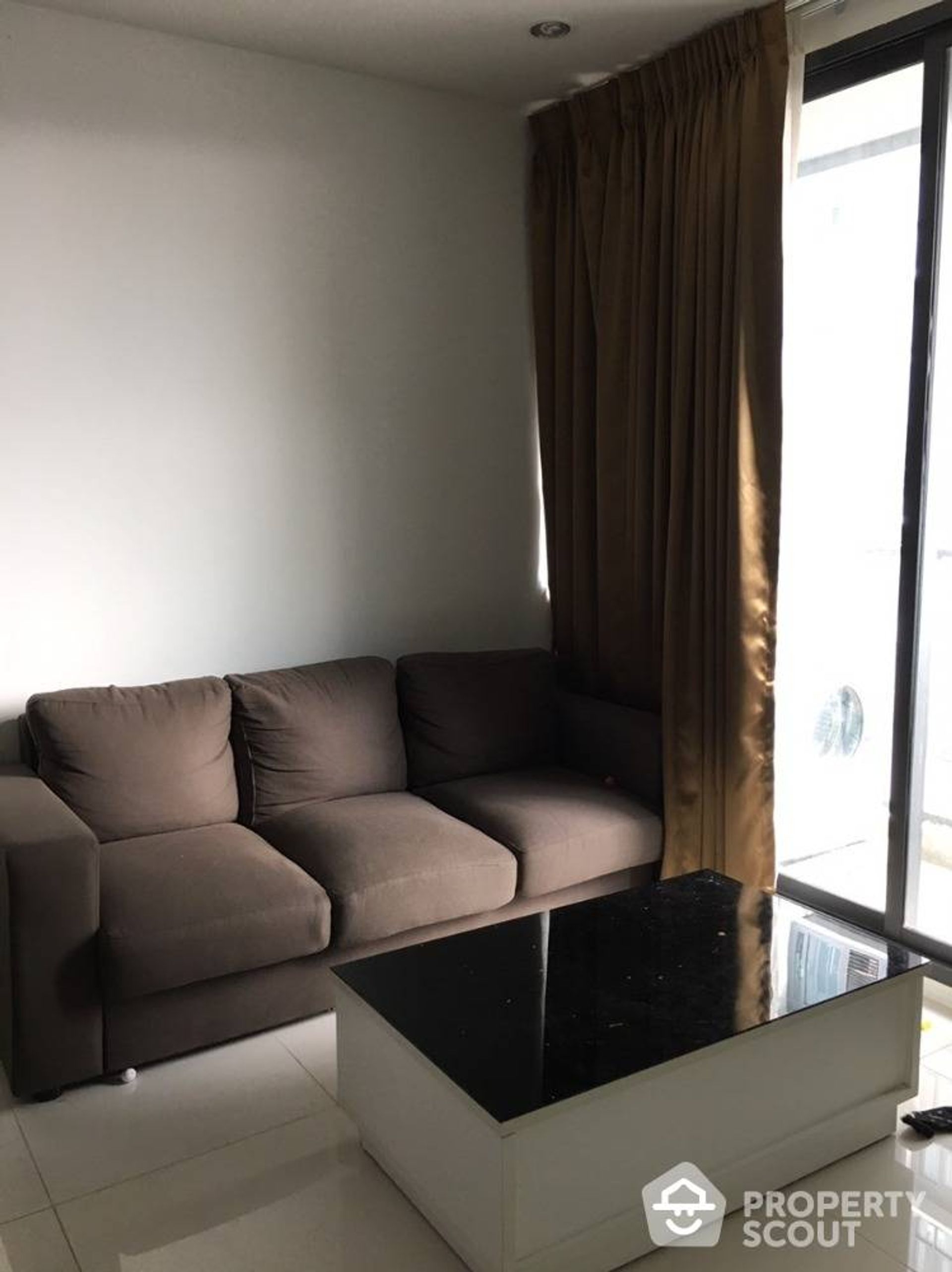 Condominium dans Phra Khanong, Krung Thep Maha Nakhon 12781569