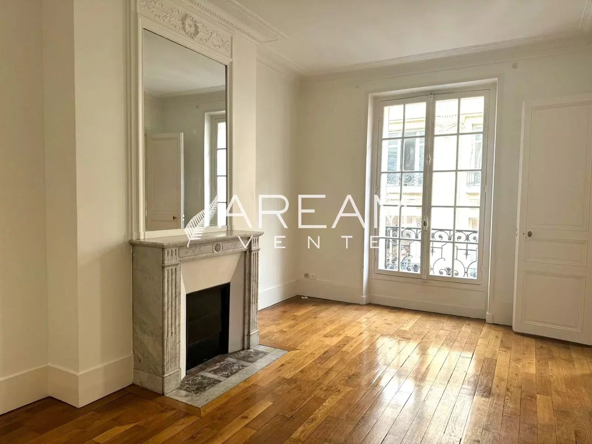 Condominium in Paris 8ème, Paris 12781821