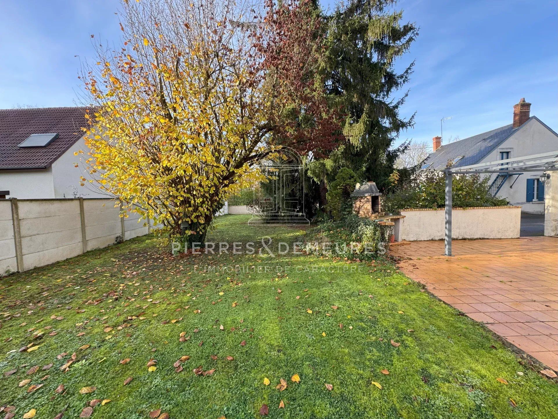 Haus im Bourges, Centre-Val de Loire 12781880