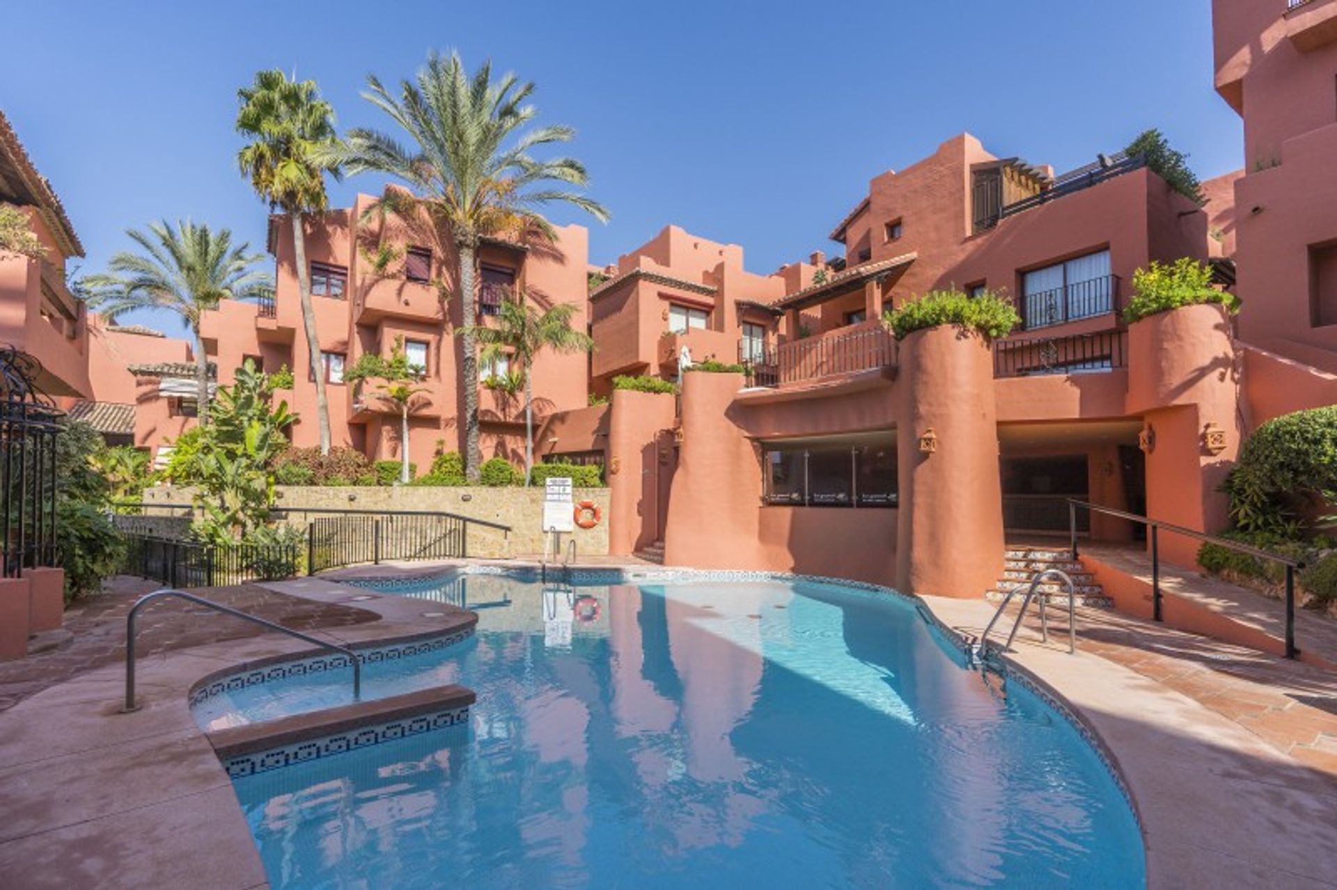 Condominio nel Marbella, Andalusia 12781955