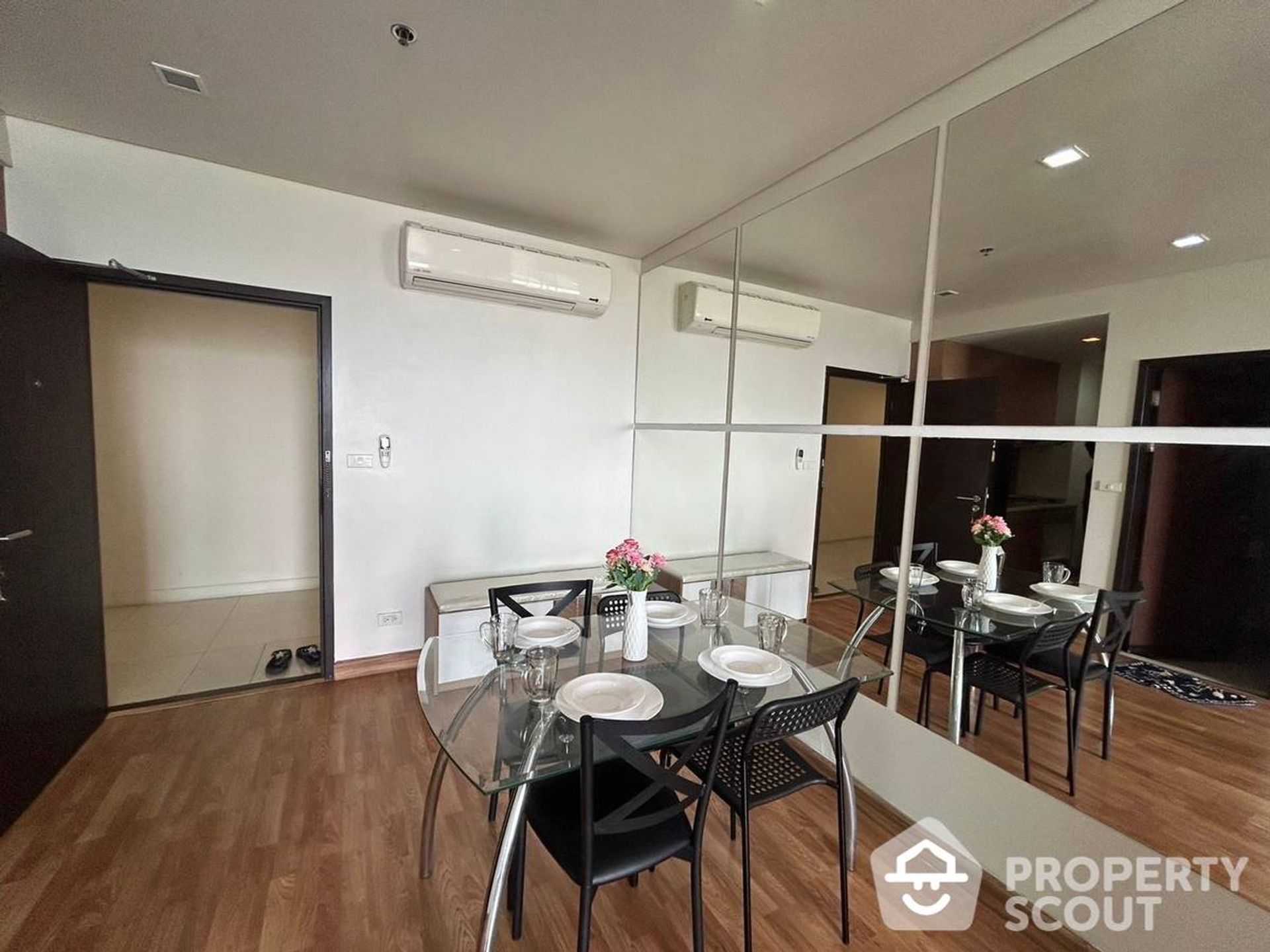 Condominium dans Phra Khanong, Krung Thep Maha Nakhon 12782170