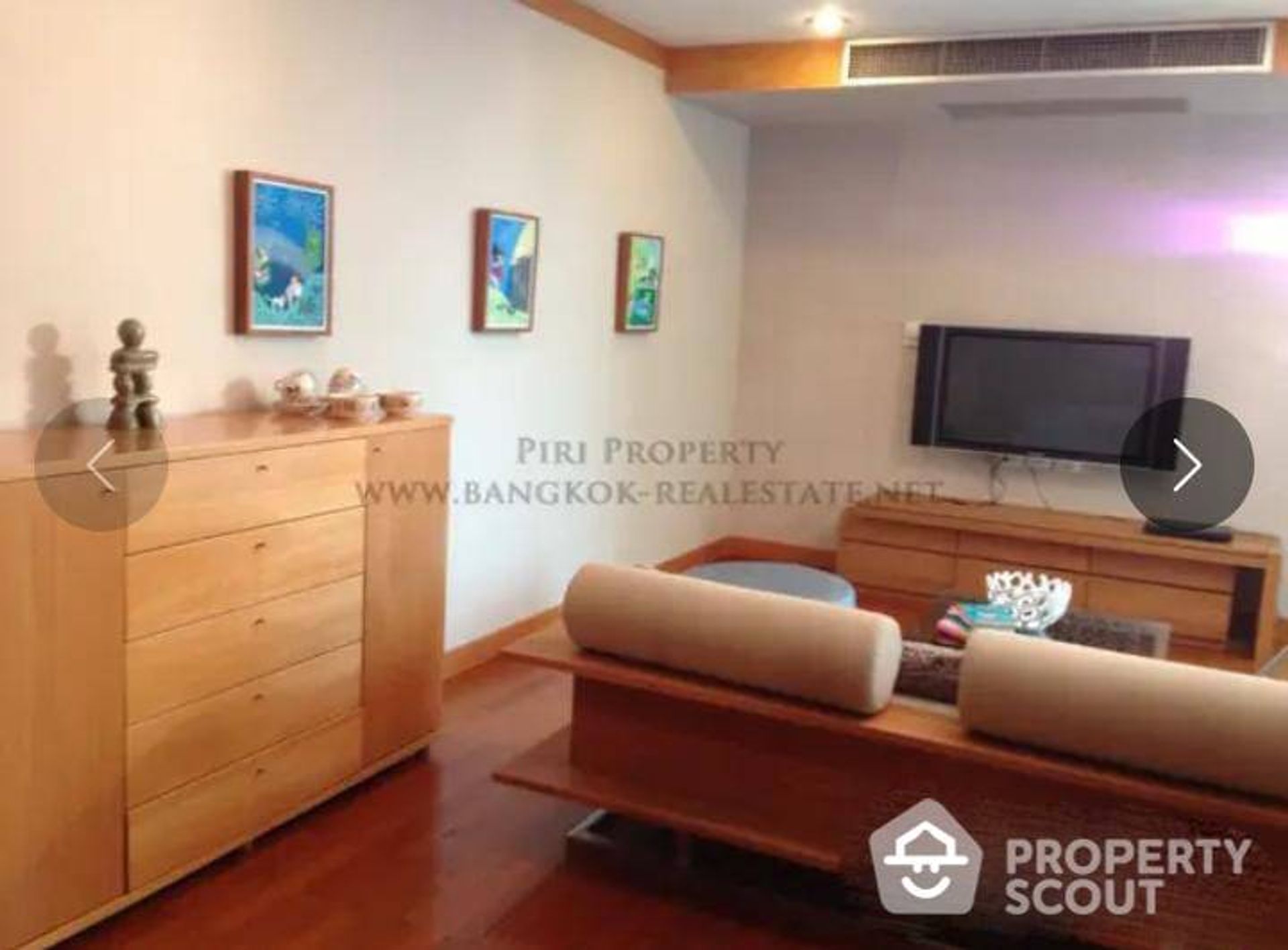 Condominium in Pathum Wan, Krung Thep Maha Nakhon 12782198