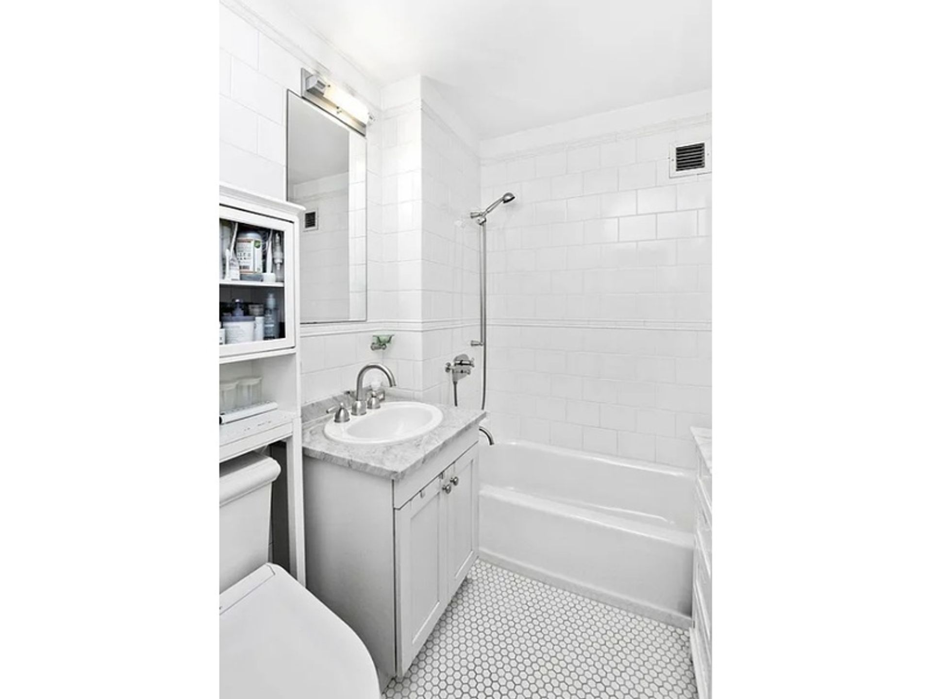 Residential in New York, New York 12782411