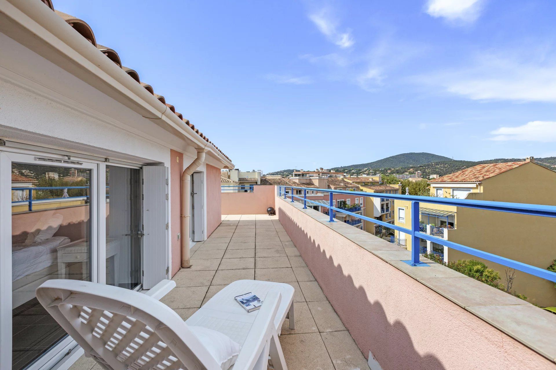 Condominium dans Sainte-Maxime, Var 12782706