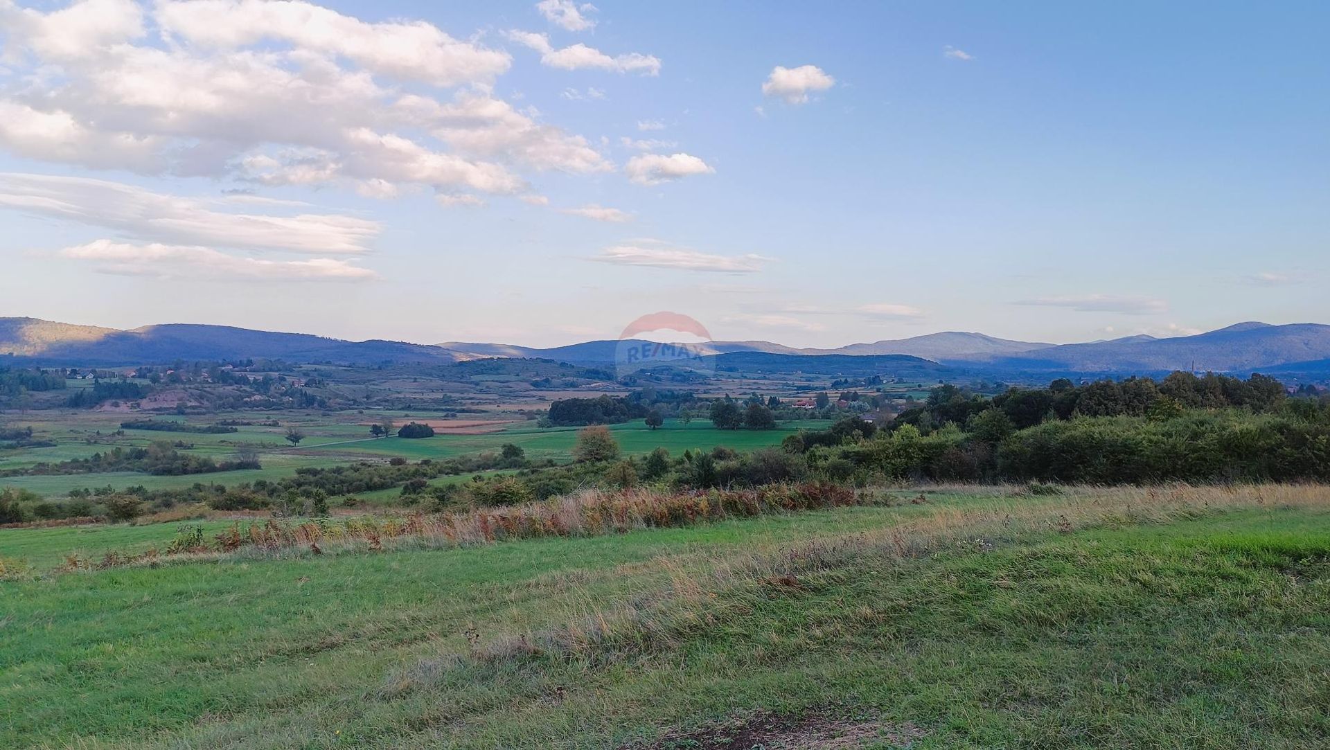 Land im Ogulin, Karlovačka županija 12783336