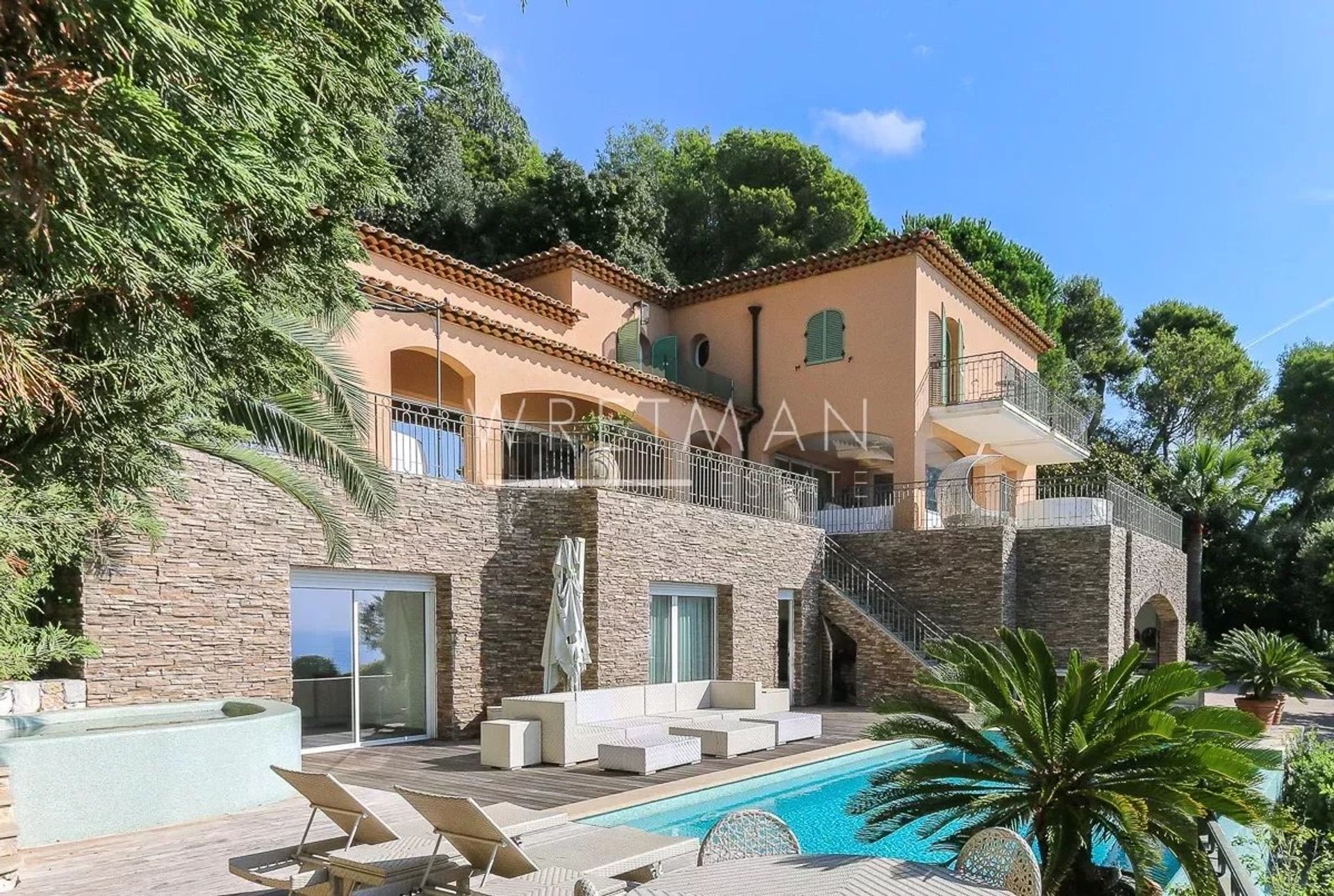 Residencial en Villefranche-sur-Mer, Alpes-Maritimes 12783366