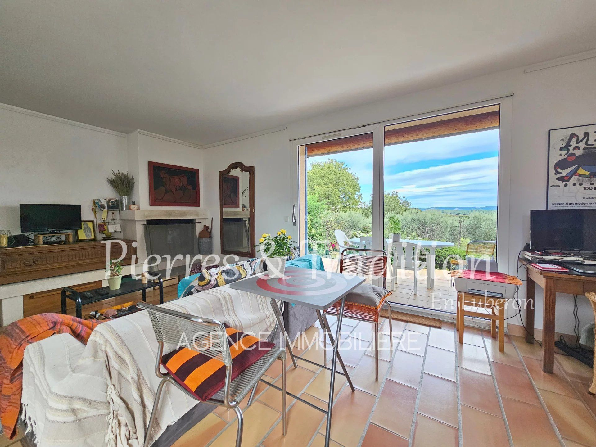 House in Saint-Saturnin-lès-Apt, Vaucluse 12783372