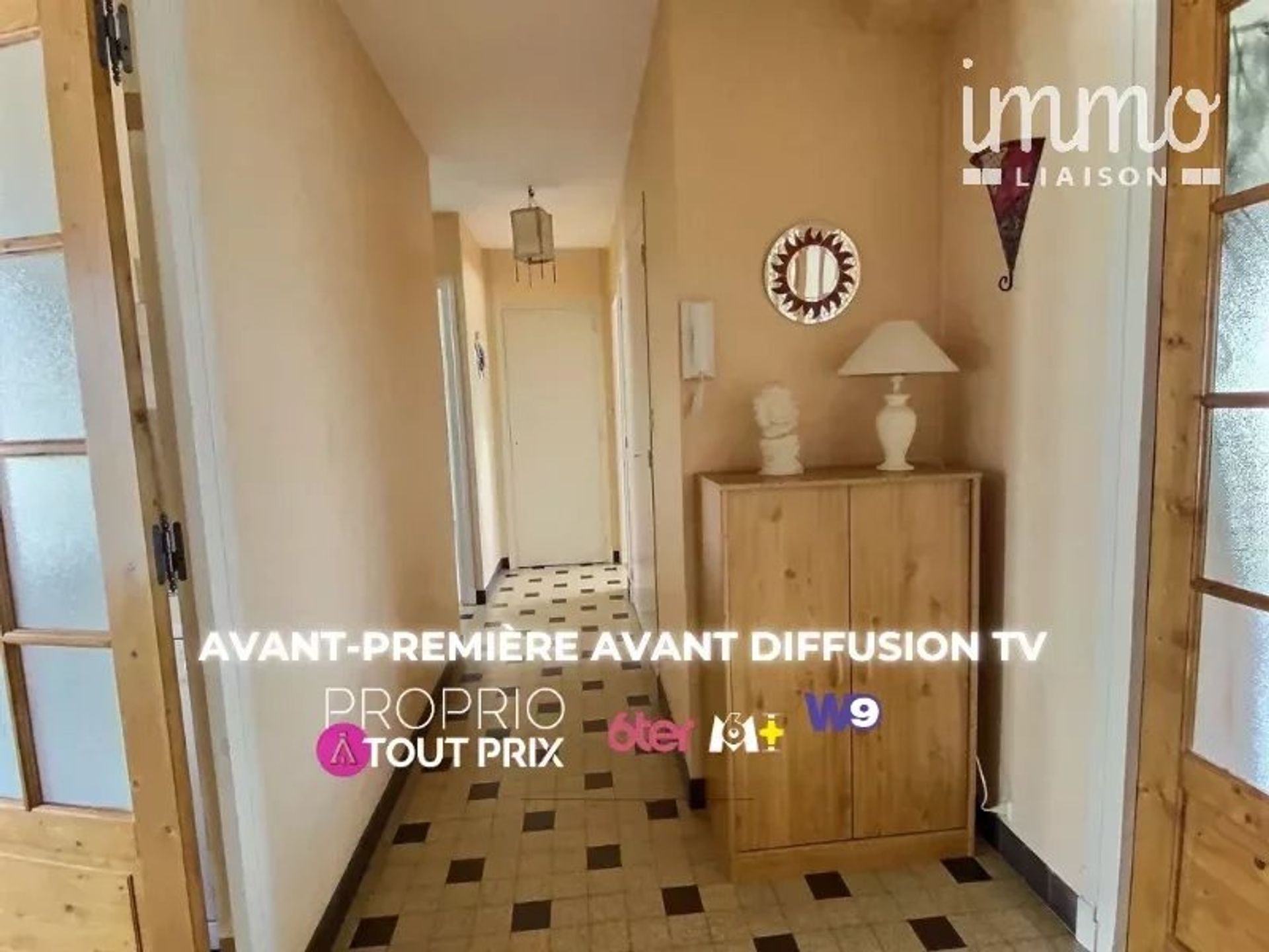 Condominium in Blois, Loir-et-Cher 12783522