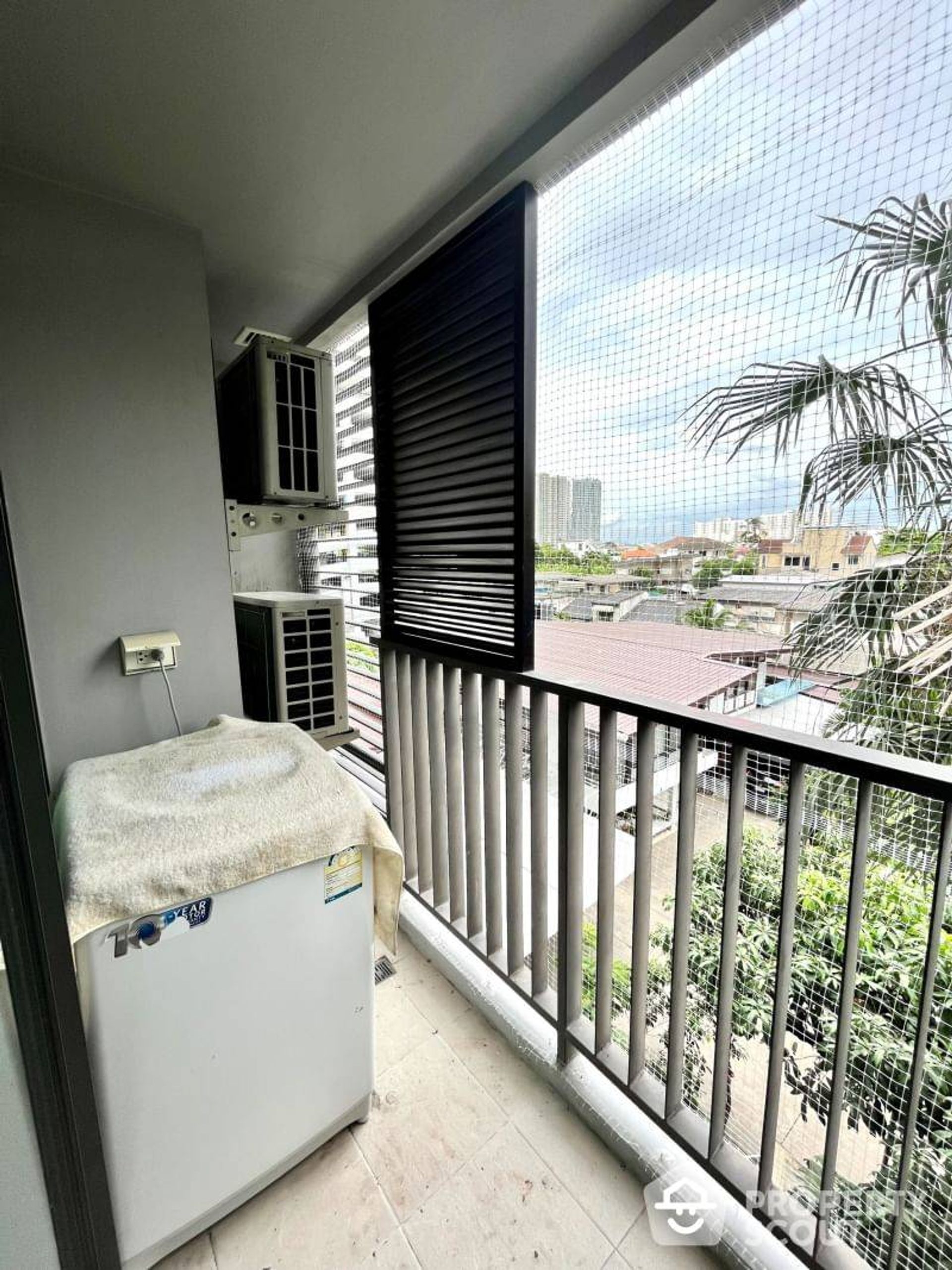 Condominium in , Krung Thep Maha Nakhon 12784016