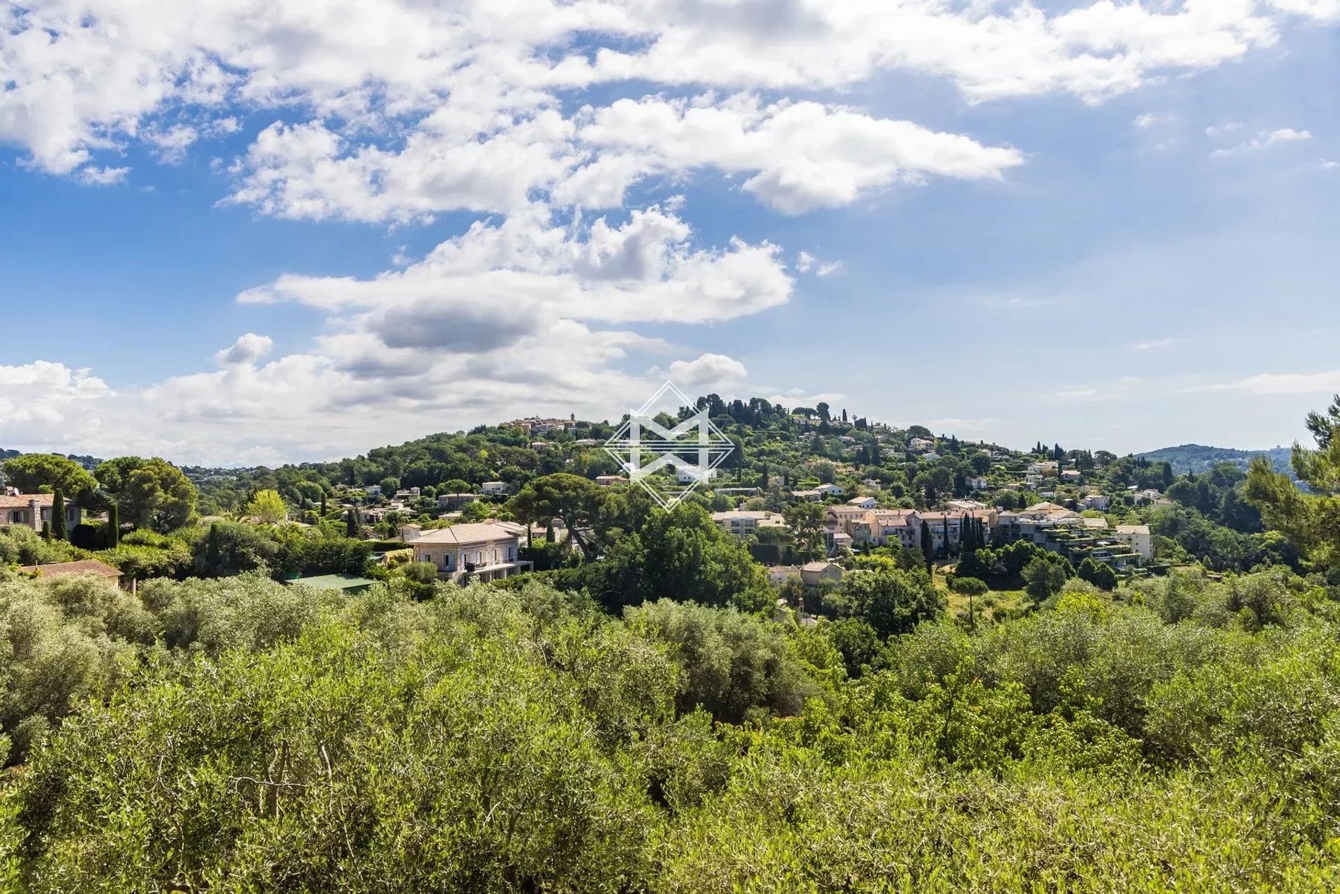 σπίτι σε Μουγκίν, Προβηγκία-Άλπεις-Κυανή Ακτή 12784108