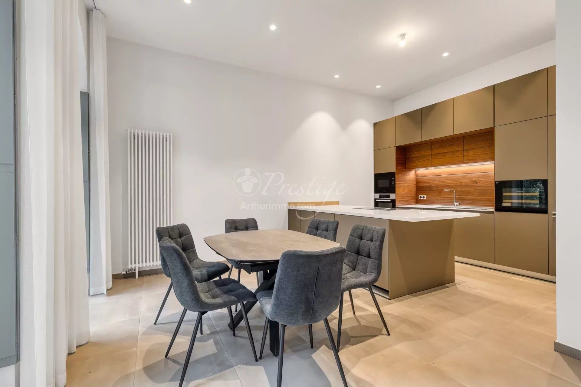 Condominium dans Chambéry, Savoie 12784141