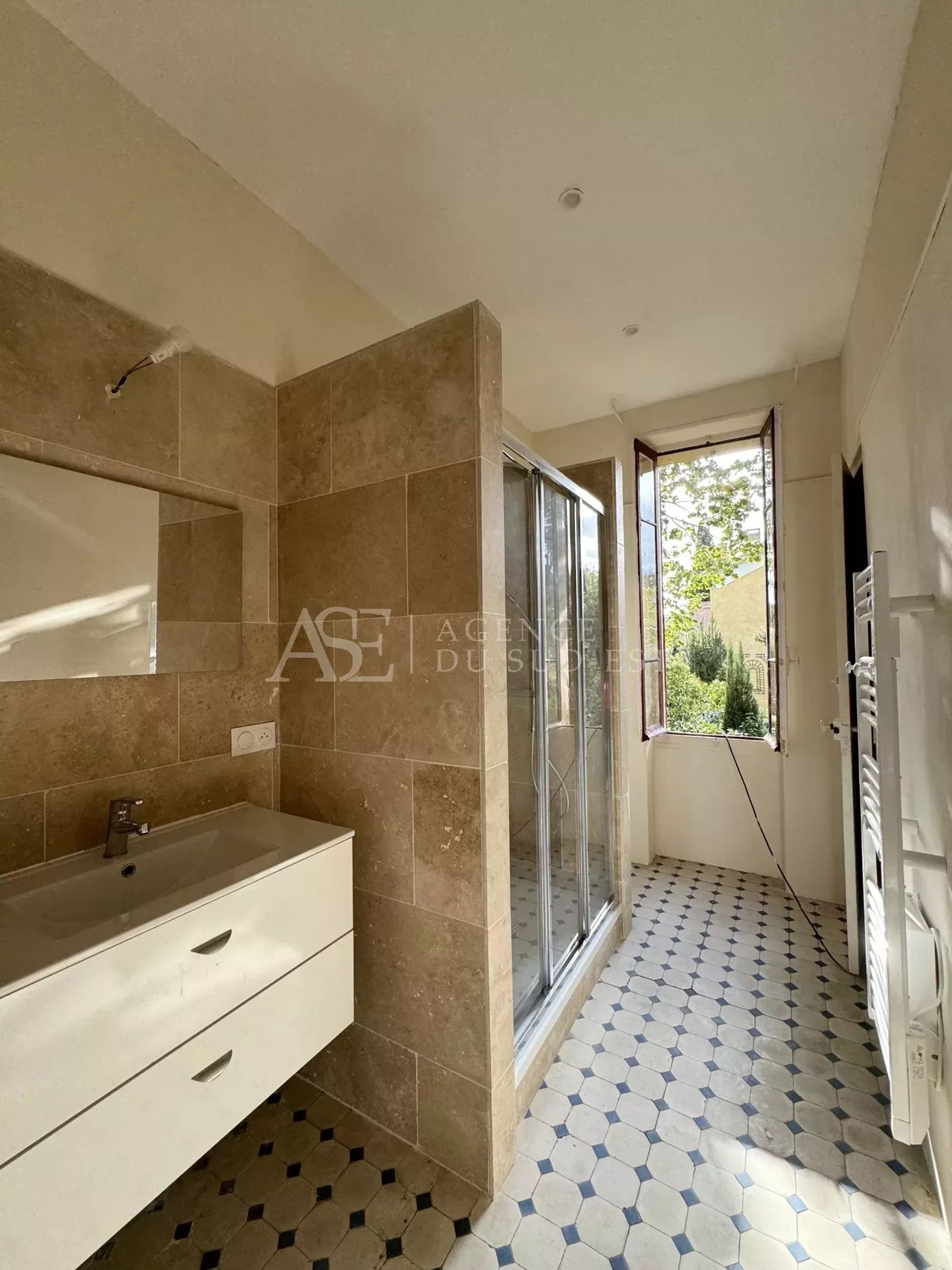 Condominium in Aix-en-Provence, Bouches-du-Rhône 12784185