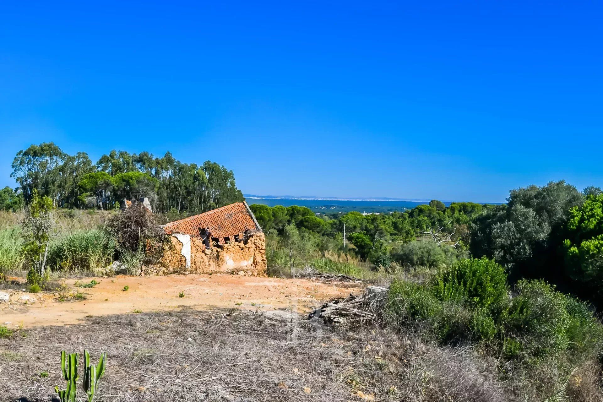 Земельные участки в Sesimbra, Setúbal 12784247