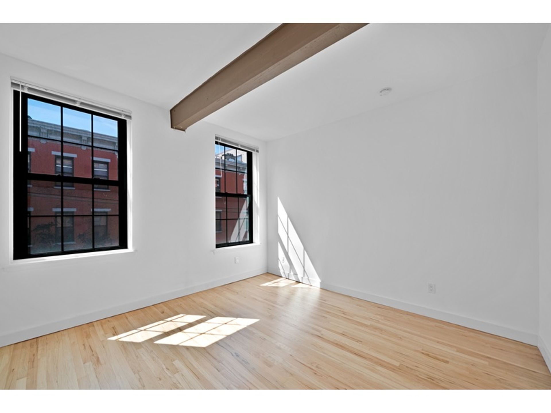 Condominium in Hoboken, New Jersey 12784323