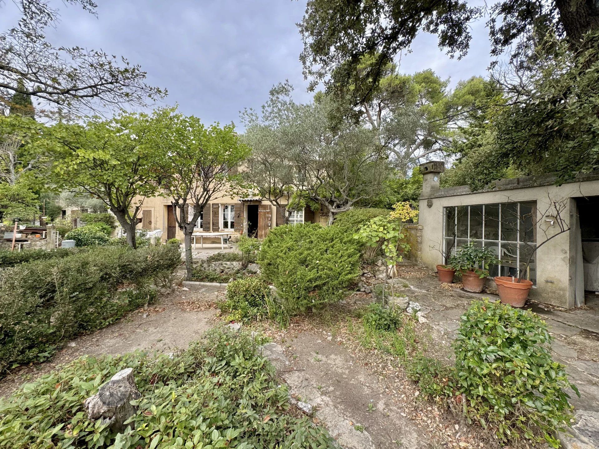 casa en Aix-en-Provence, Bouches-du-Rhône 12784917