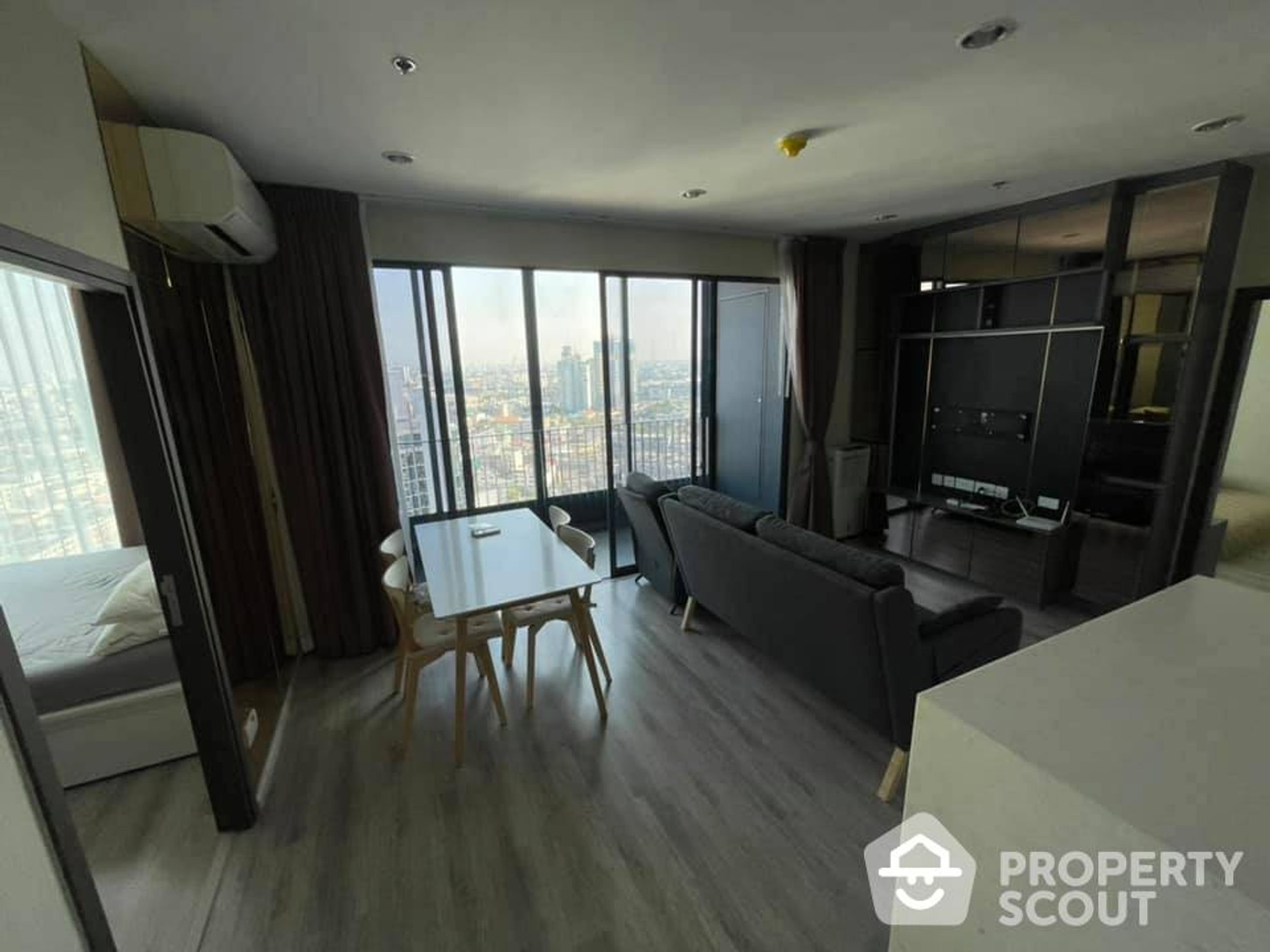 Condominium dans Phra Khanong, Krung Thep Maha Nakhon 12785703