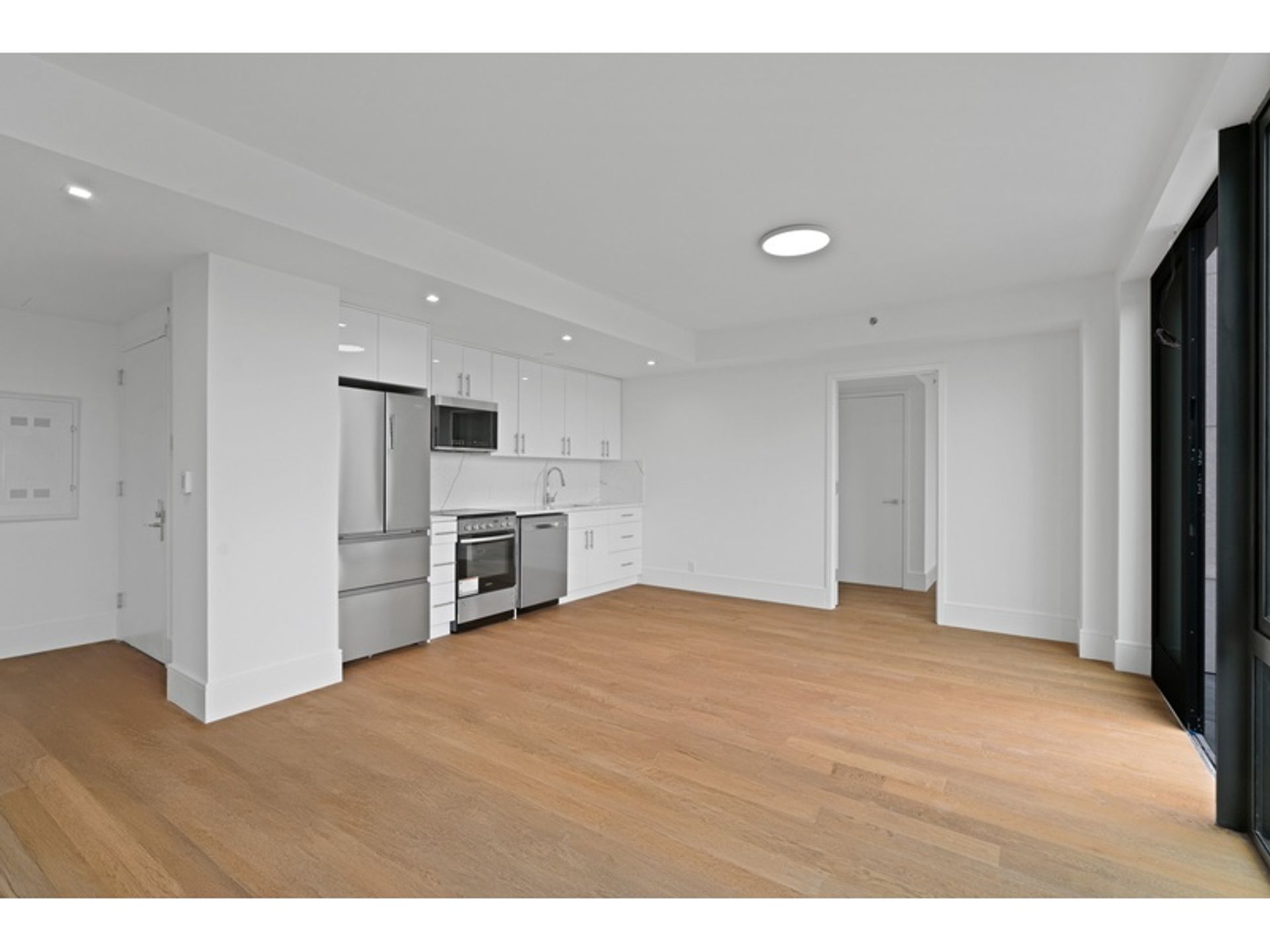 Condominium in Manhattan, New York 12789062