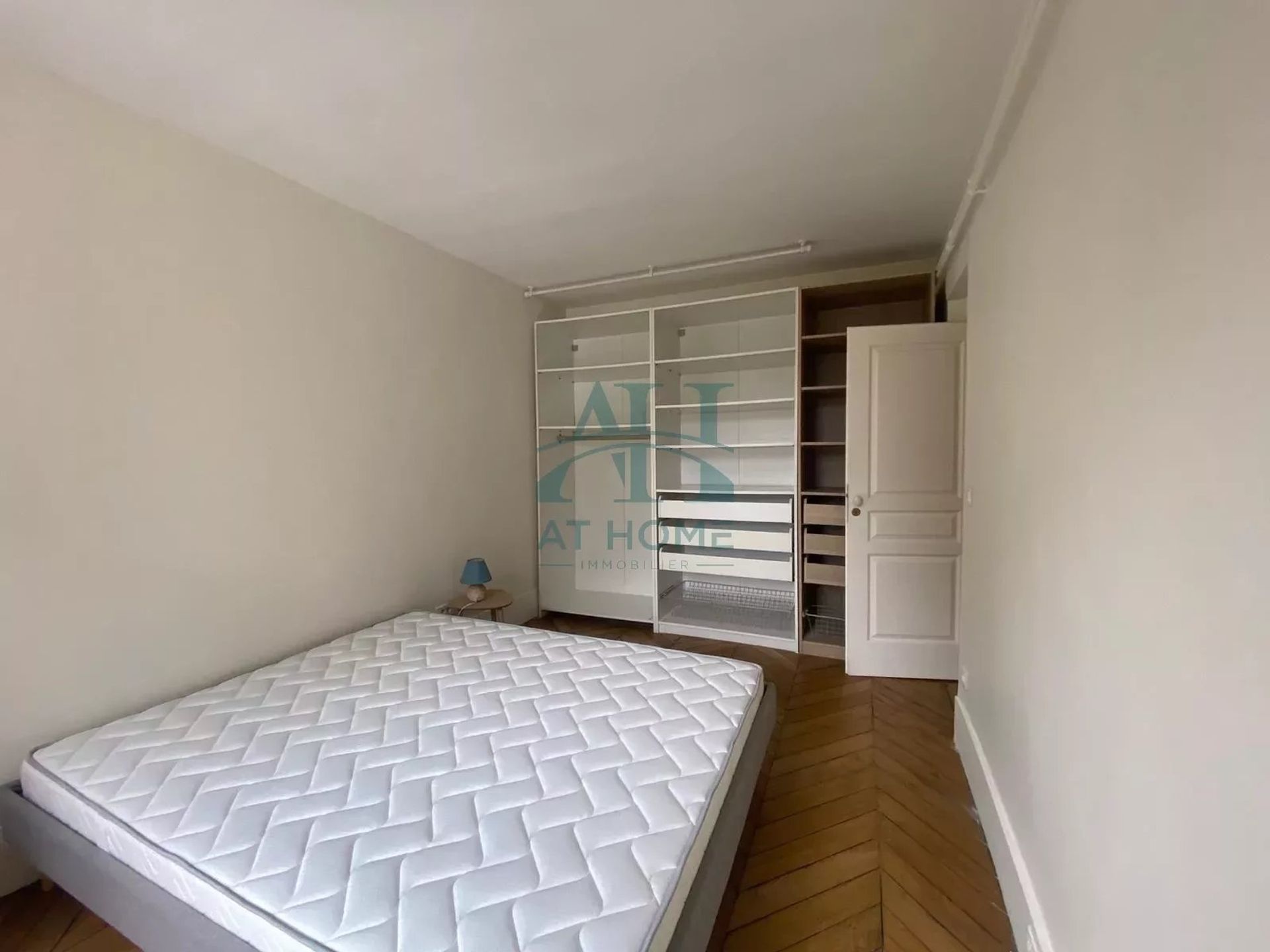 Condominium in Paris 10ème, Paris 12789165