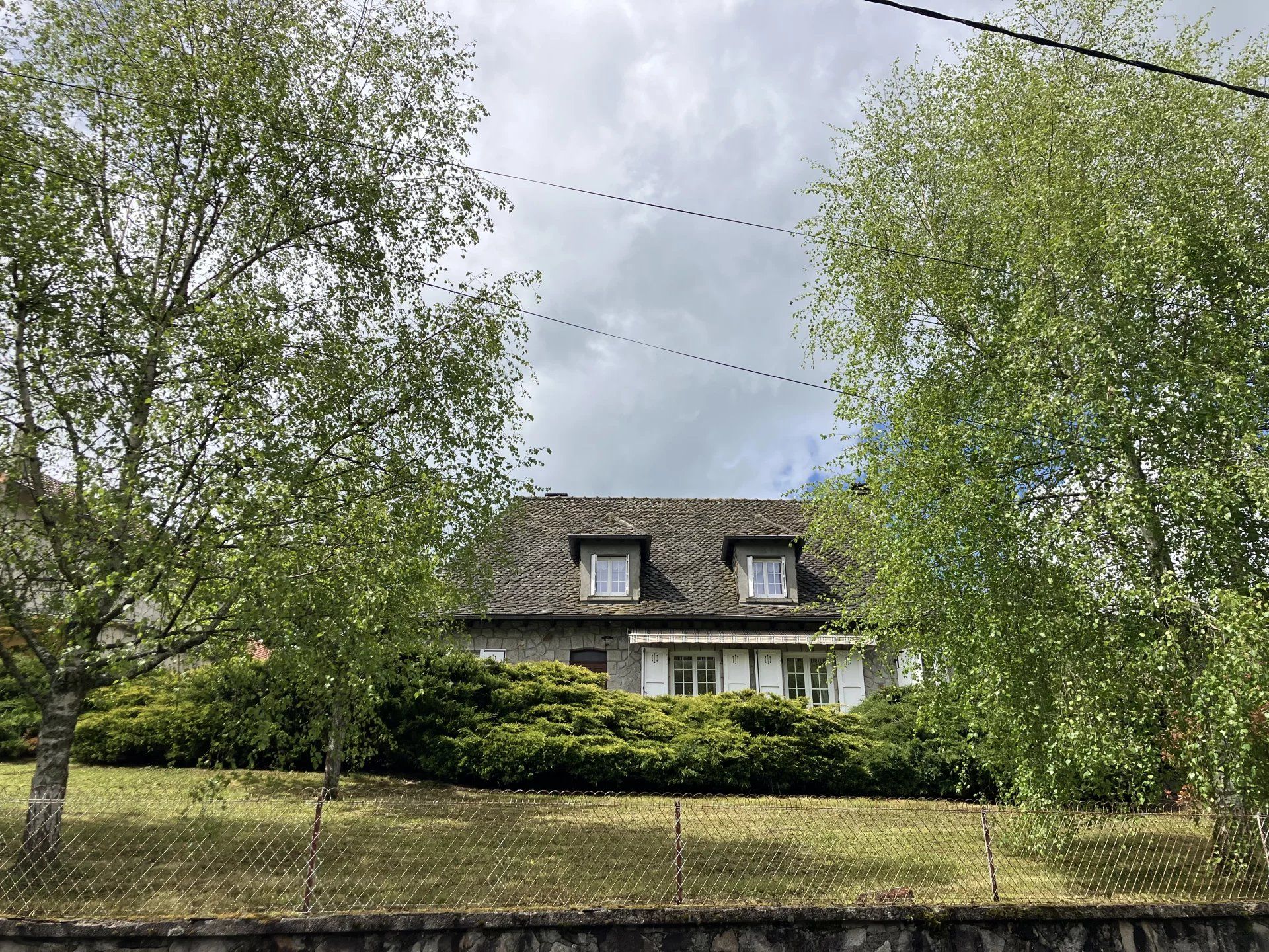 loger dans Vézac, Cantal 12789166