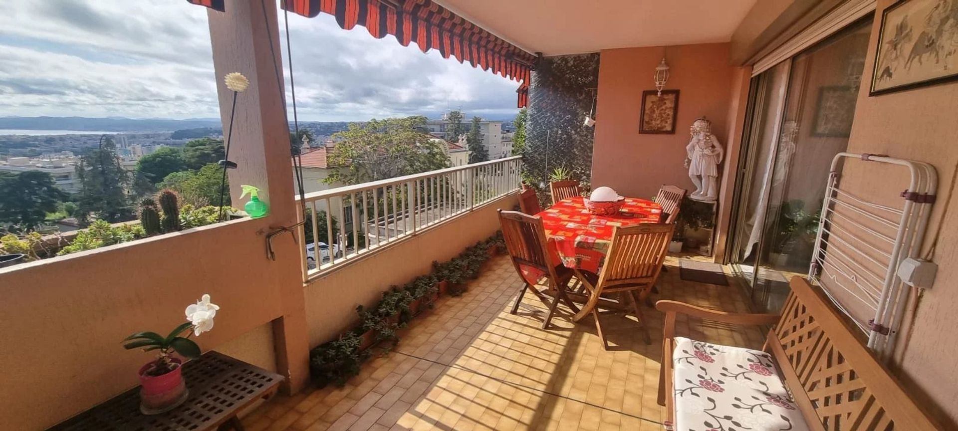 Condominium in La Californie, Provence-Alpes-Cote d'Azur 12789224