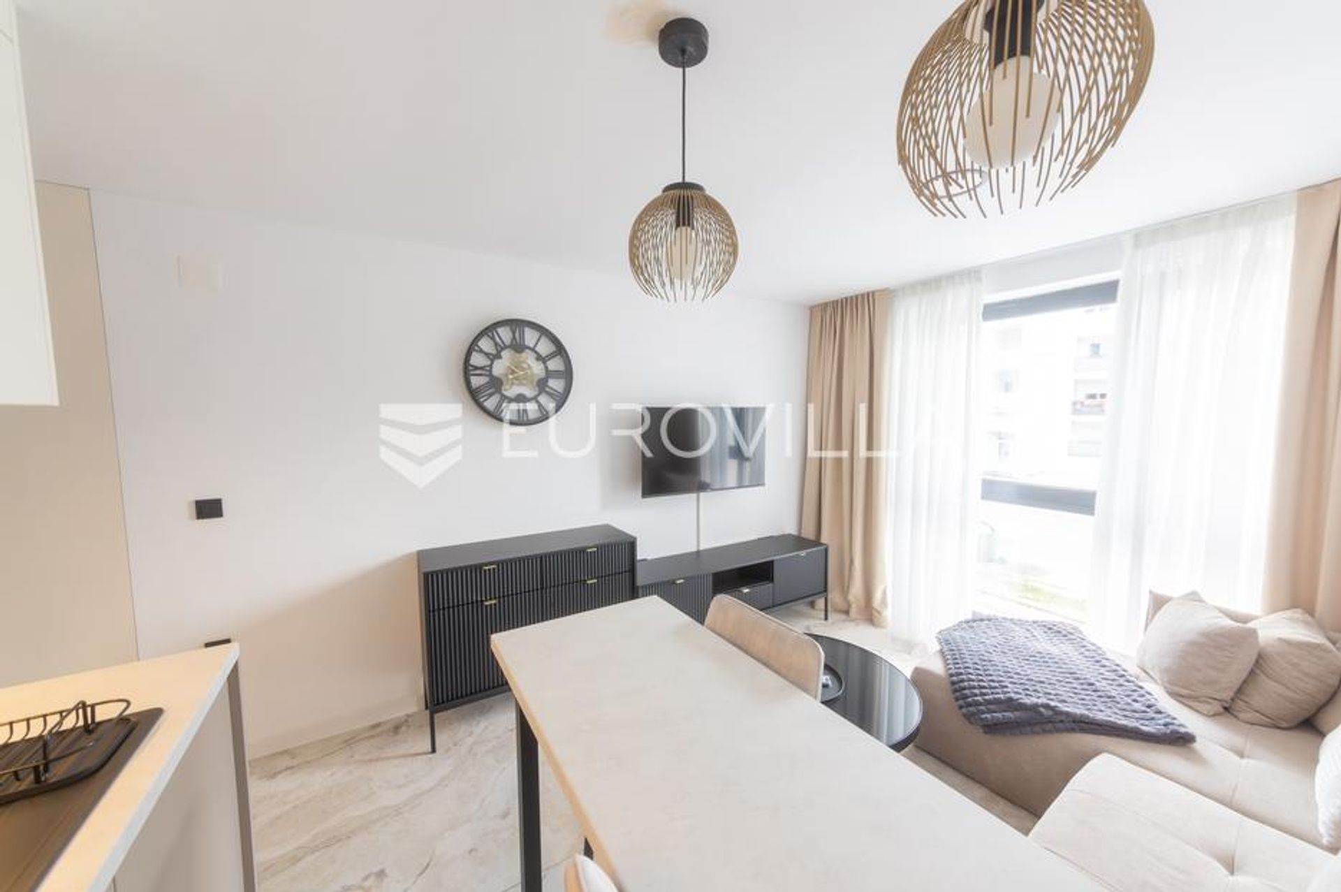 Condominio en Osijek, Osječko-baranjska županija 12789317