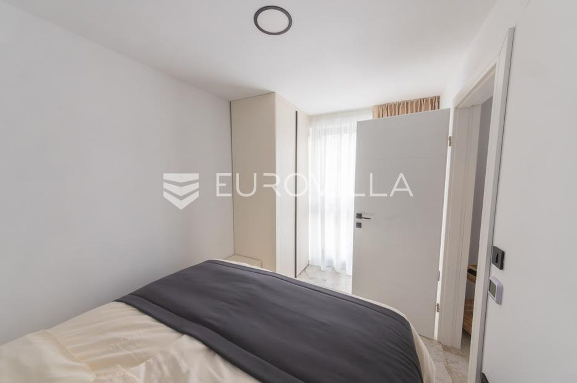 Condominio en Osijek, Osječko-baranjska županija 12789317