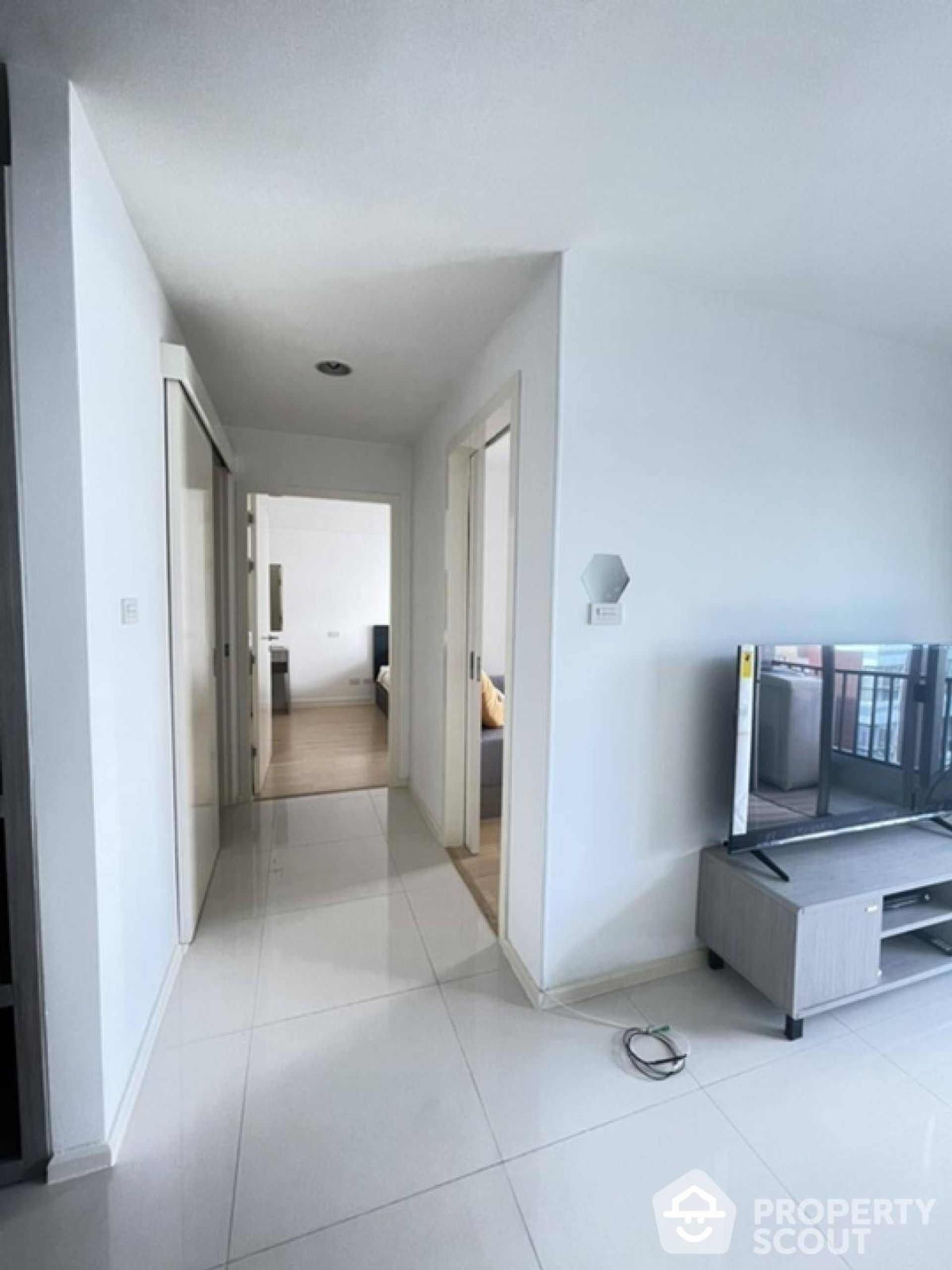 Condominium in Phra Khanong, Krung Thep Maha Nakhon 12789743