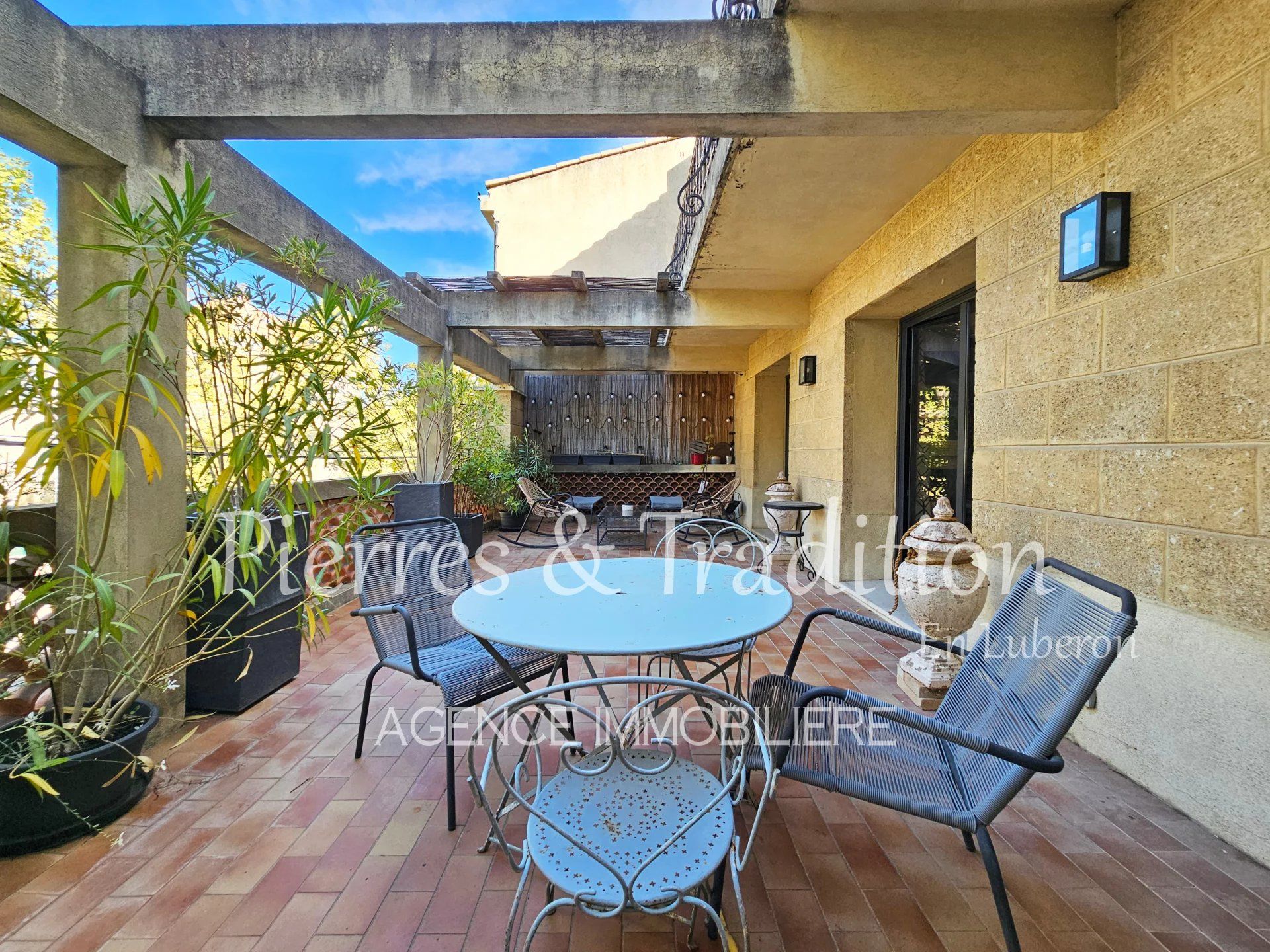 Casas Múltiplas no Apt, Vaucluse 12790444