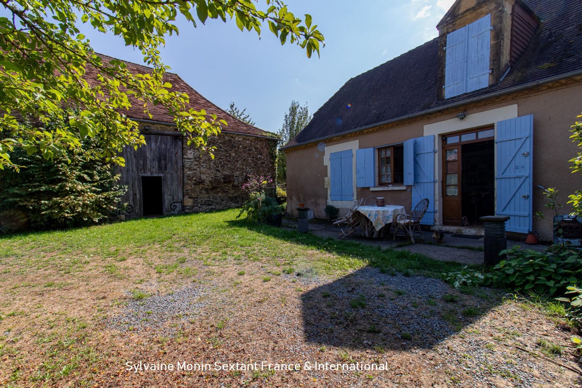 loger dans Lanouaille, Nouvelle-Aquitaine 12792584