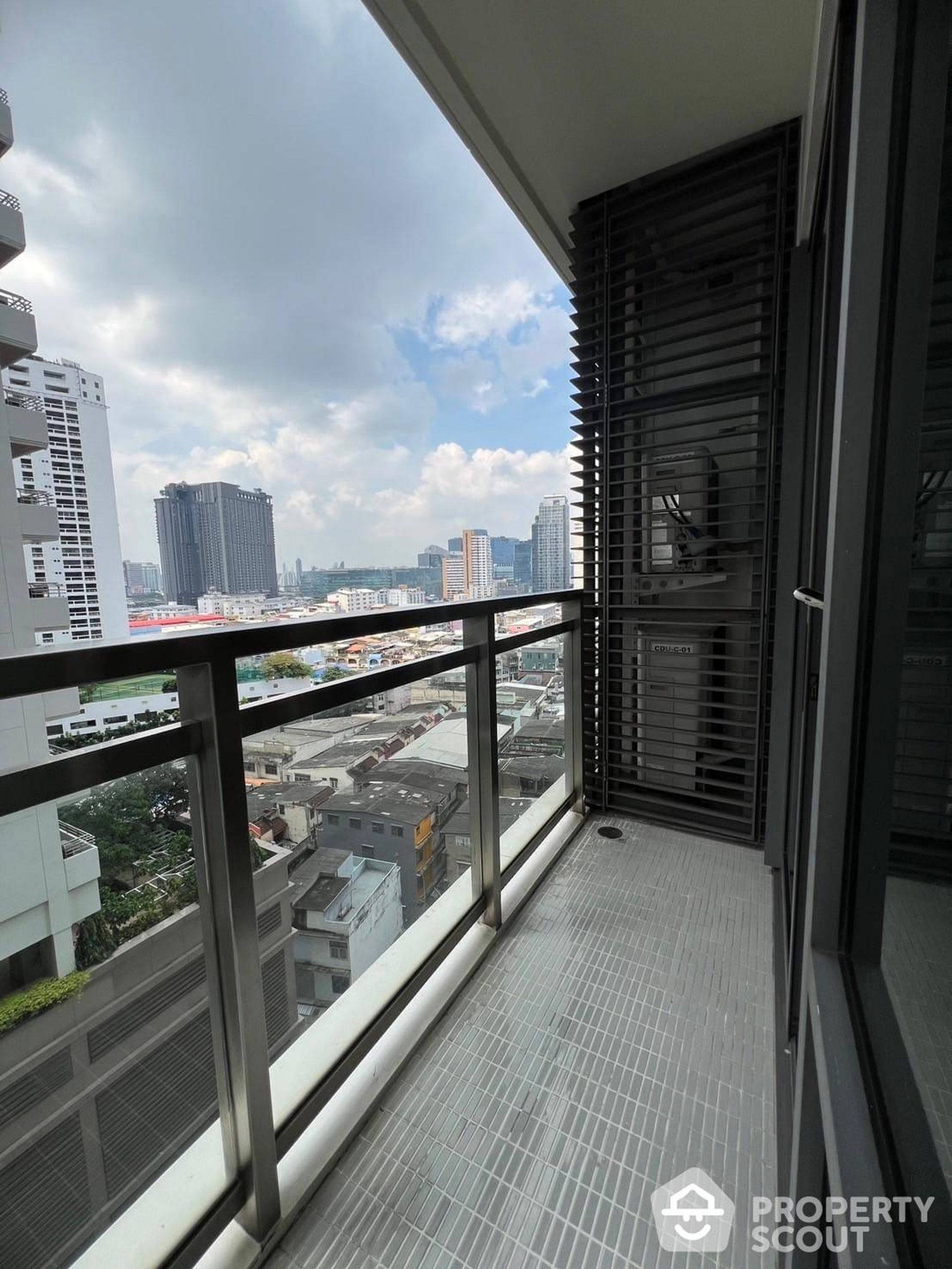 Condominium in , Krung Thep Maha Nakhon 12792637