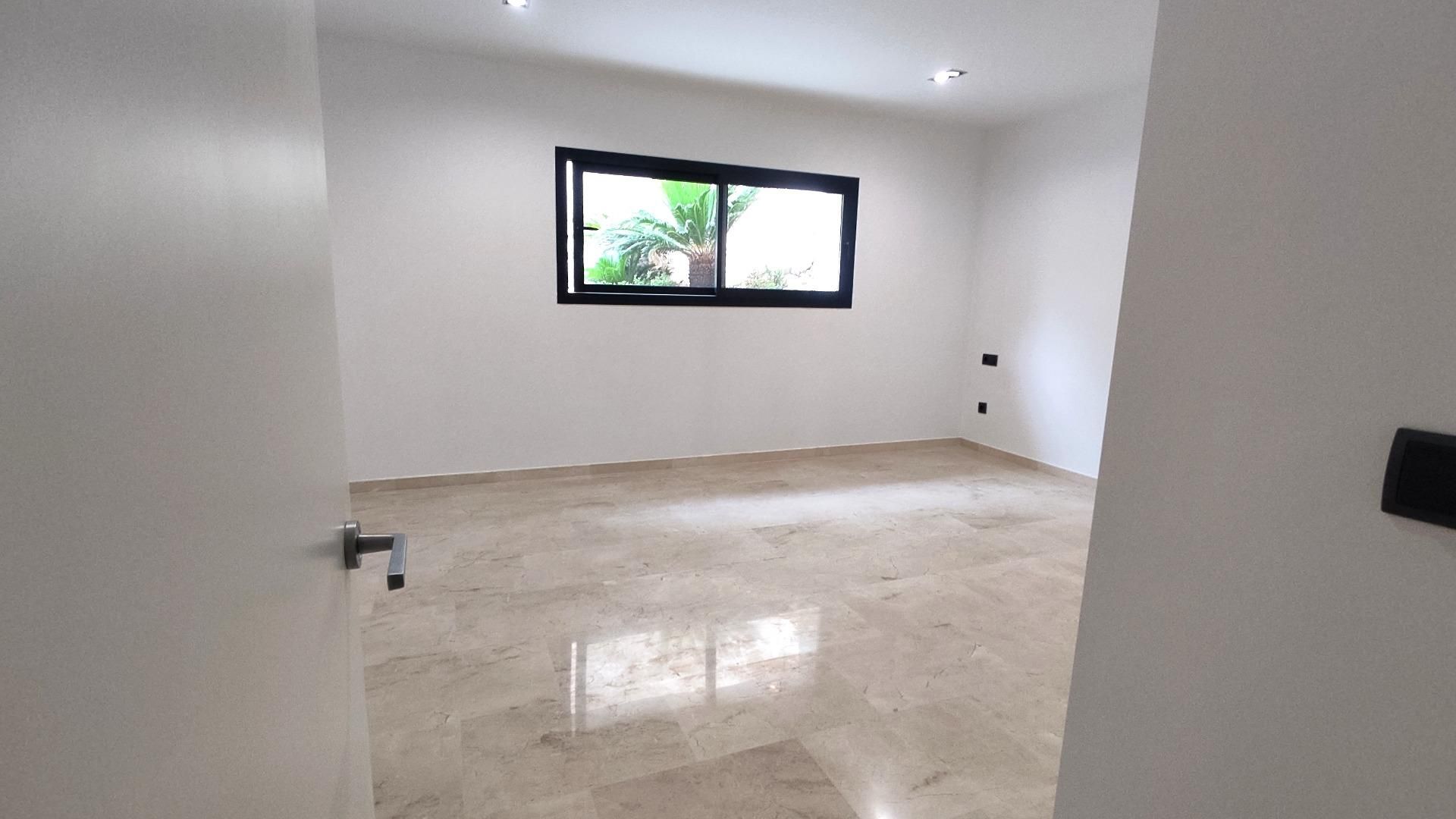 بيت في Alacant, Comunidad Valenciana 12792843