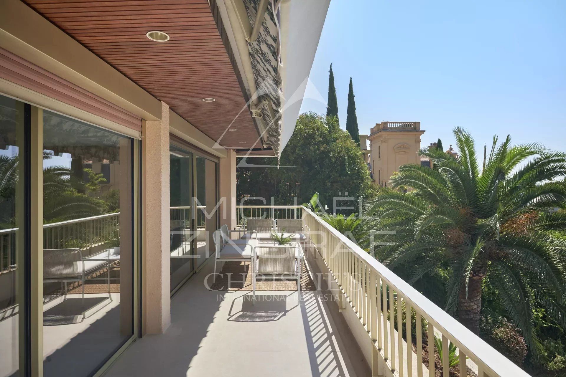 Condominium in Cannes, Alpes-Maritimes 12794278