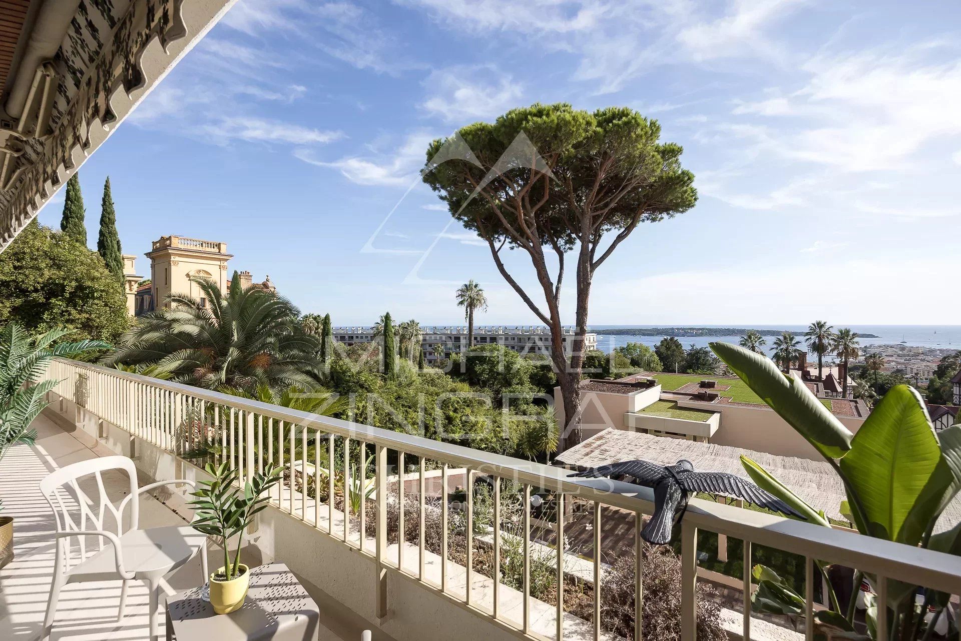 Condominium in Cannes, Alpes-Maritimes 12794278