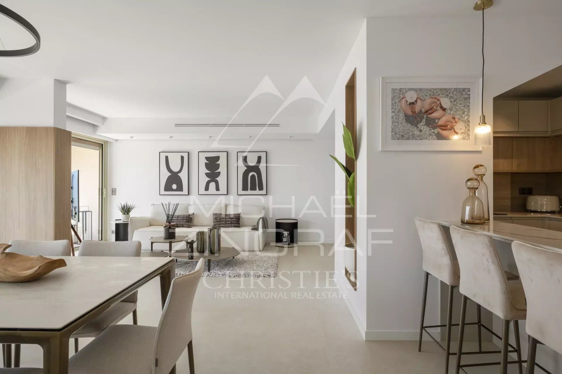 Condominium in Cannes, Alpes-Maritimes 12794278