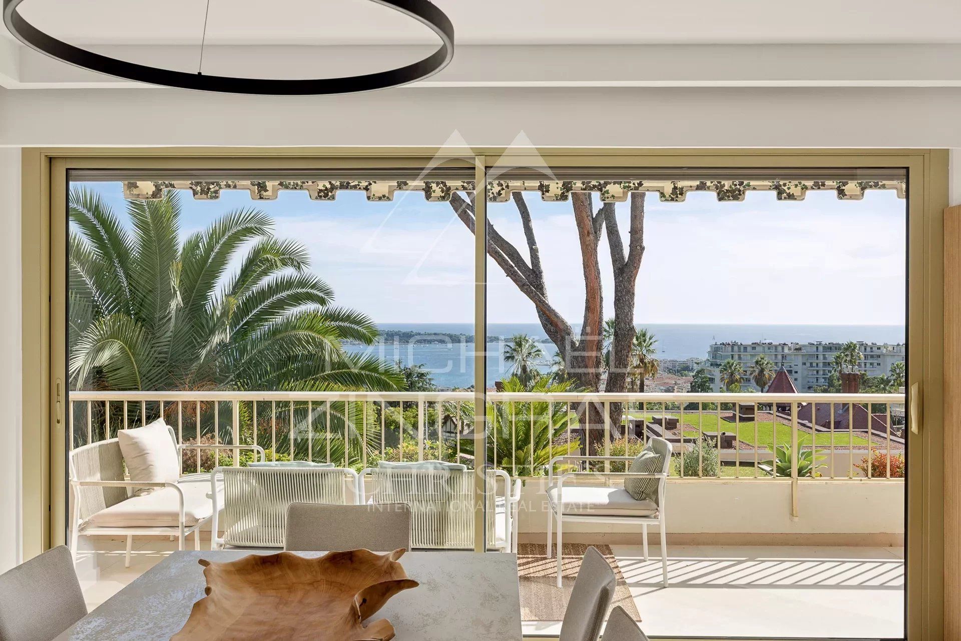 Residential in Cannes, Alpes-Maritimes 12794278