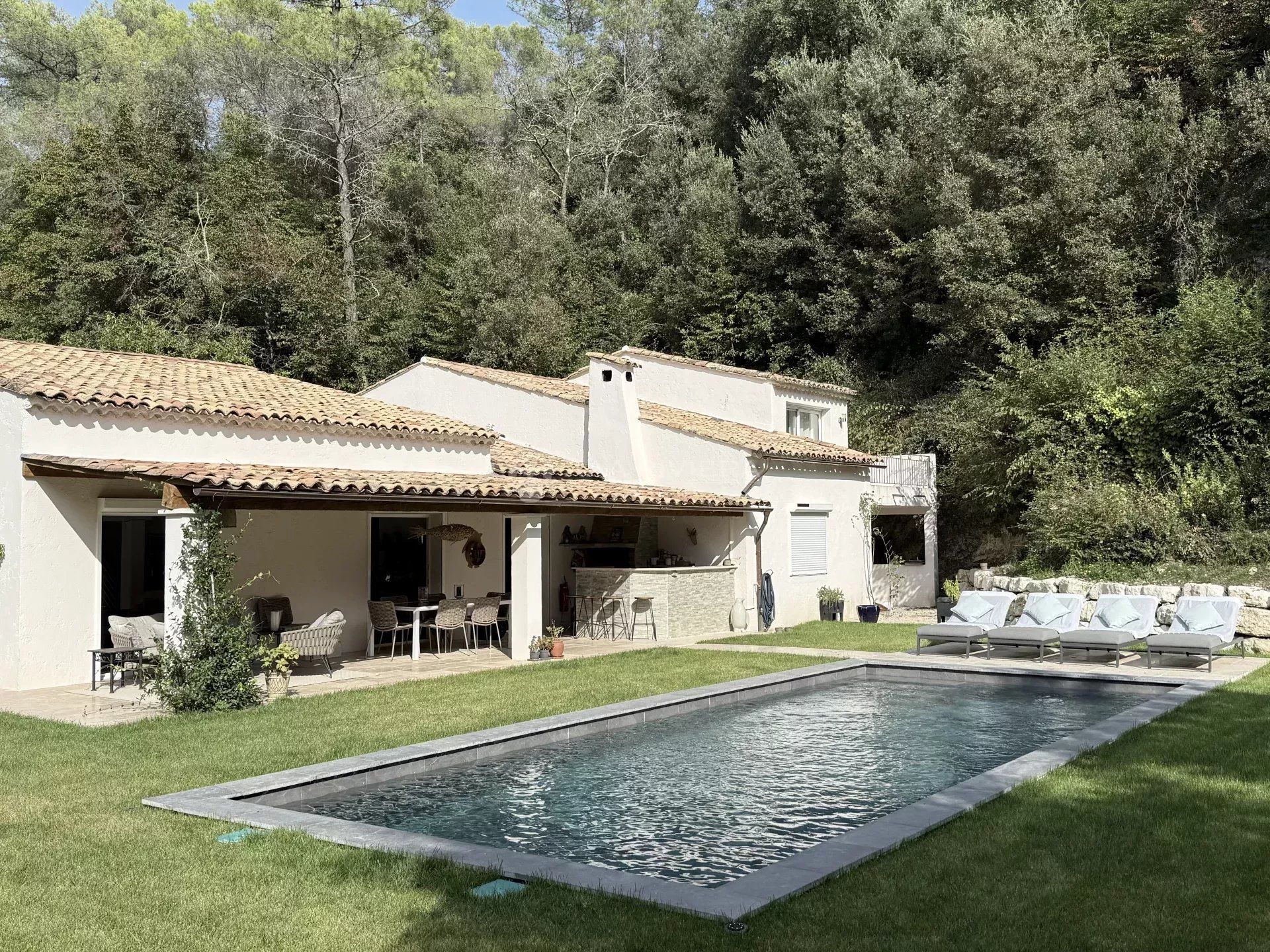 casa en Saint-Paul-de-Vence, Alpes-Maritimes 12794311