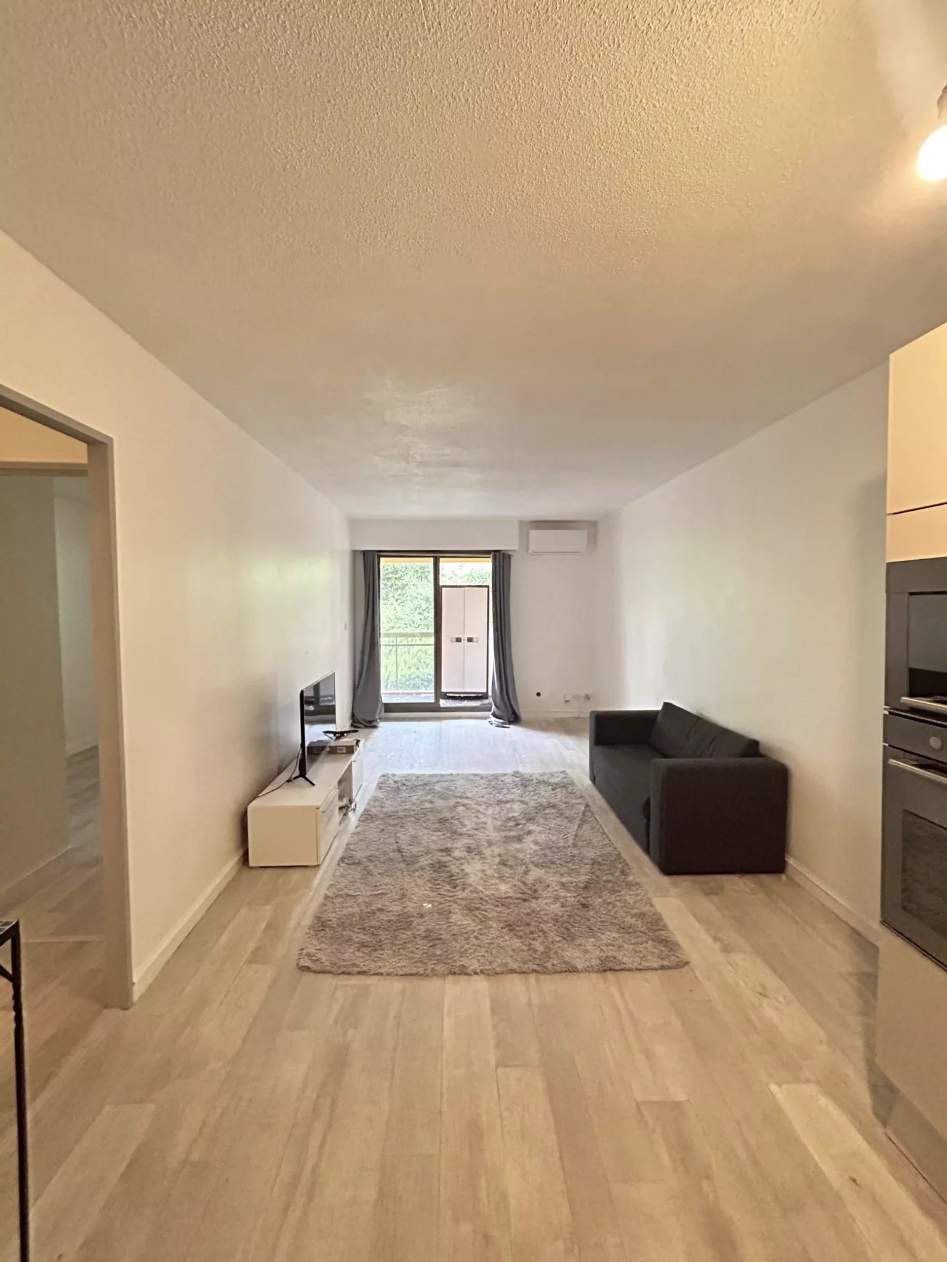 Condominium in Cannes, Provence-Alpes-Côte d'Azur 12794400