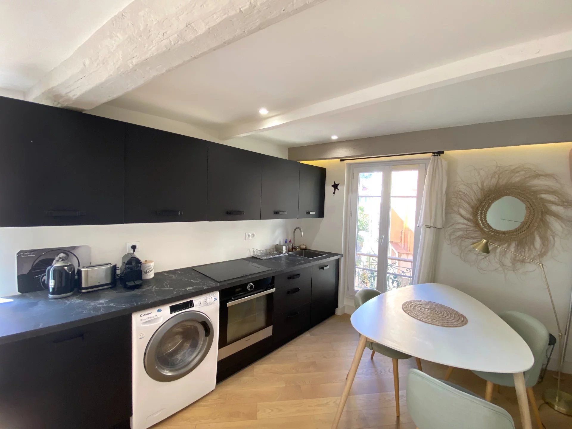 Condominium in Villefranche-sur-Mer, Alpes-Maritimes 12794402