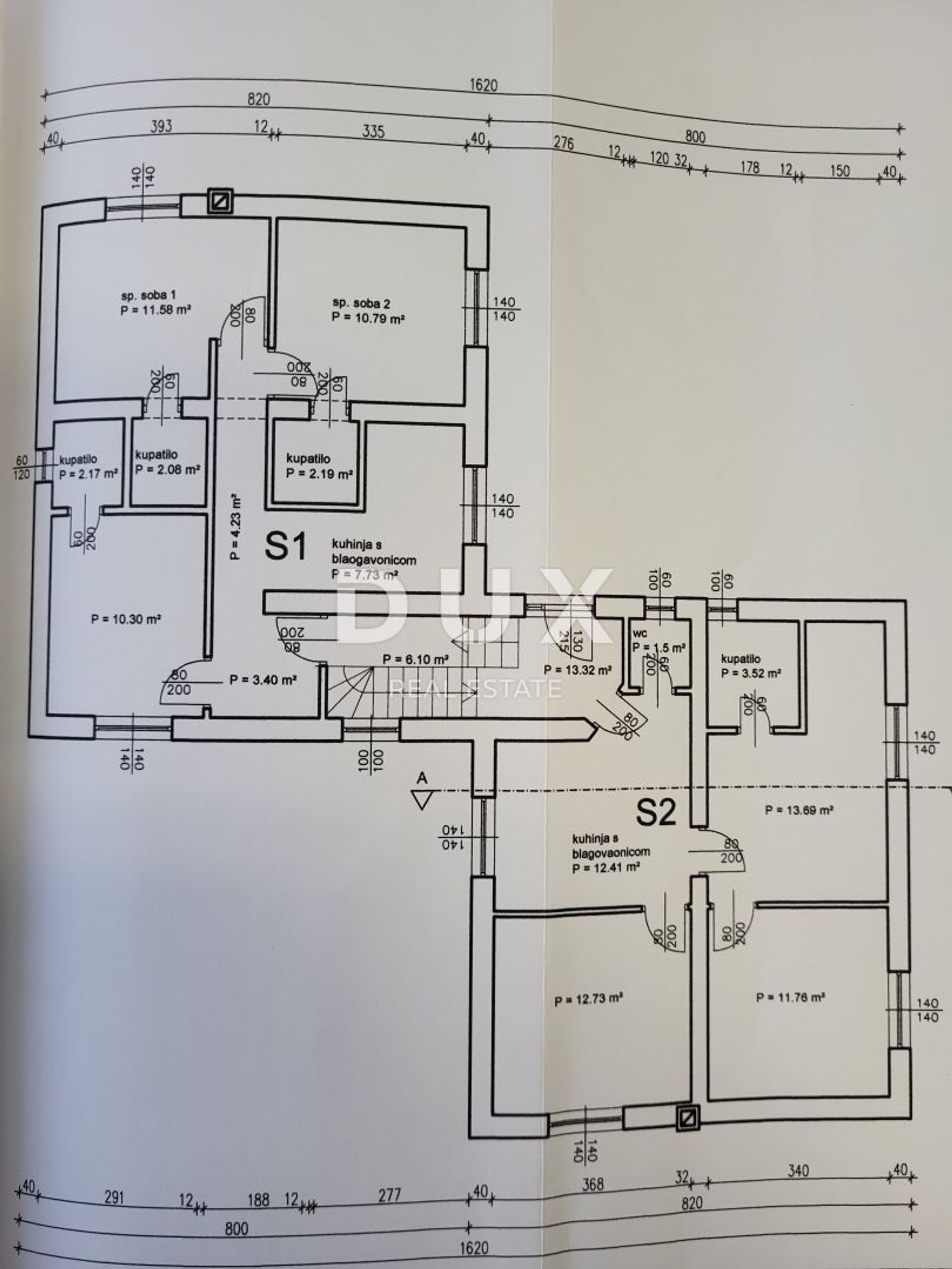 Hus i Sveti Filip i Jakov, Zadarska županija 12794551