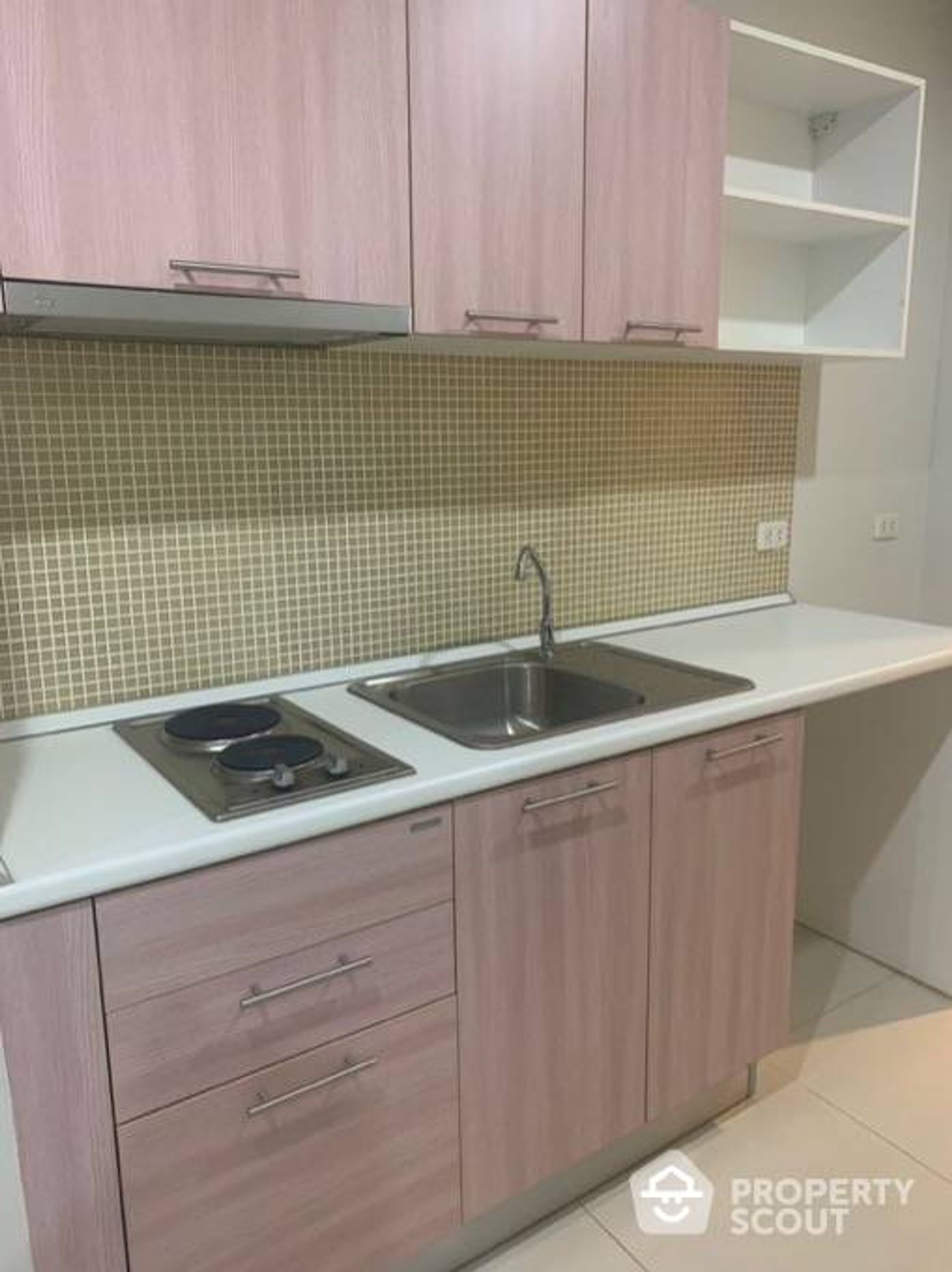 Condominium in Ban Na Song, Krung Thep Maha Nakhon 12794830